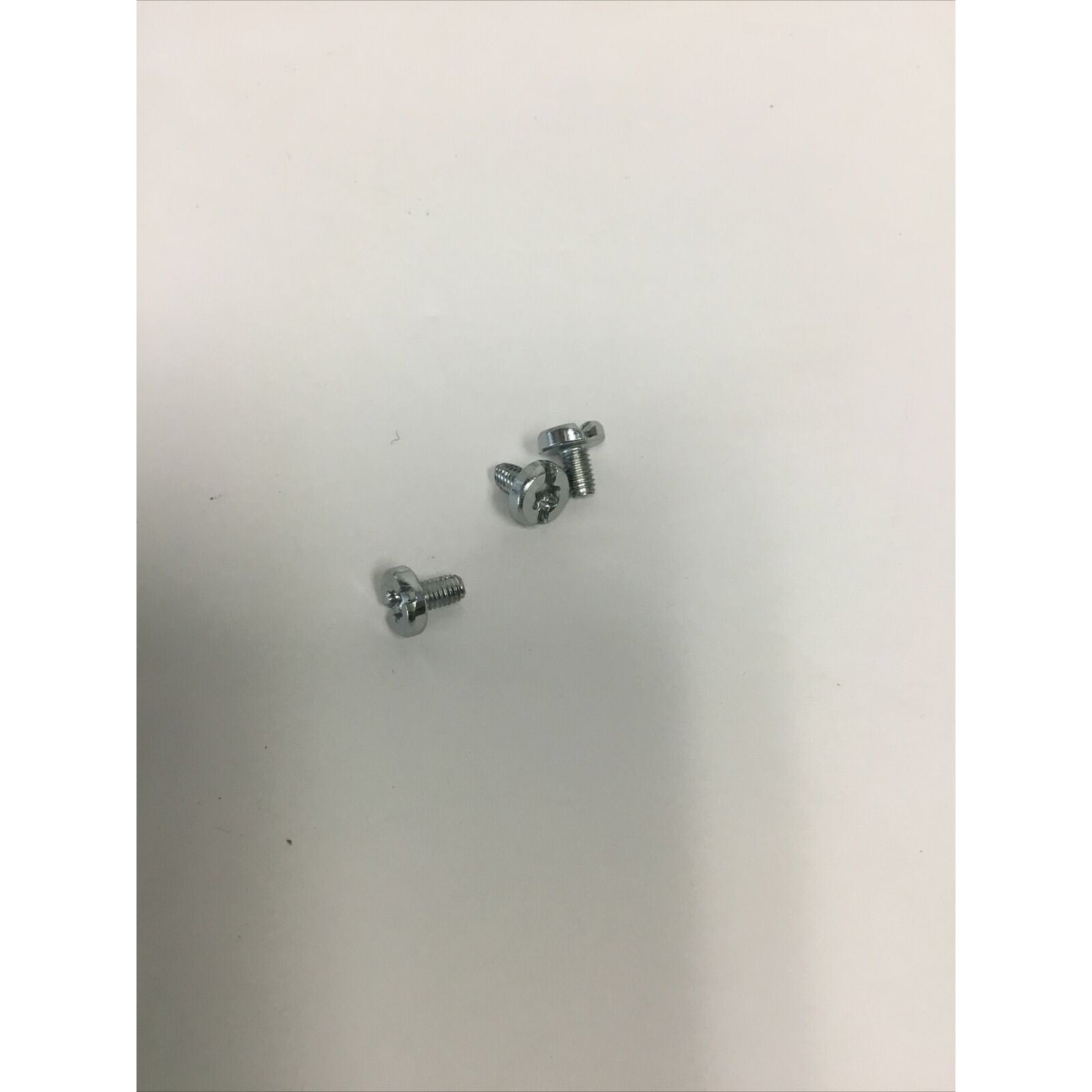 658898-001 GENUINE HP DESKTOP SCREW KIT 23-Q 23-Q114