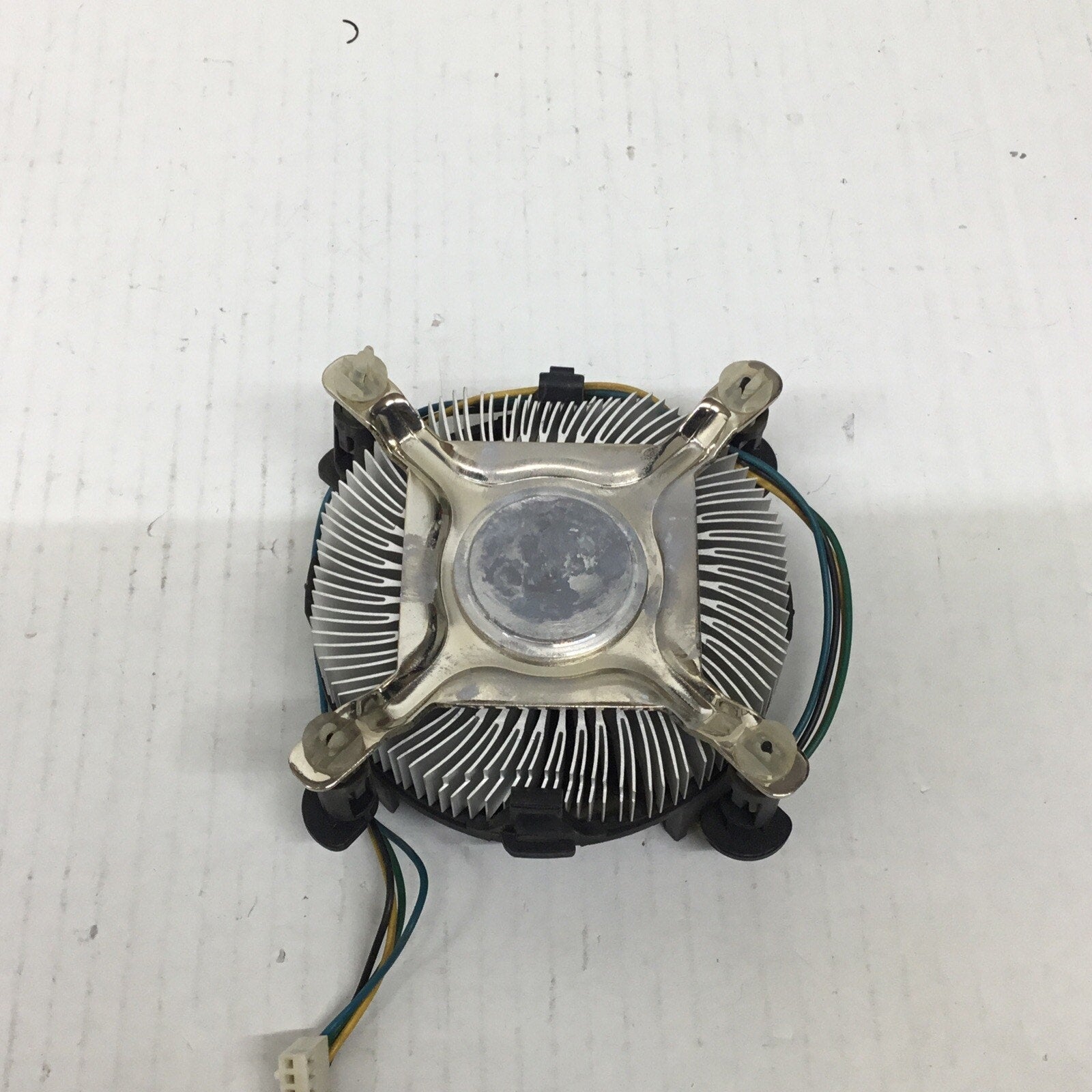 Intel E18764-001 socket 775 HeatSink w Cooling Fan & Cable F09A-12B9S2, 4 pins