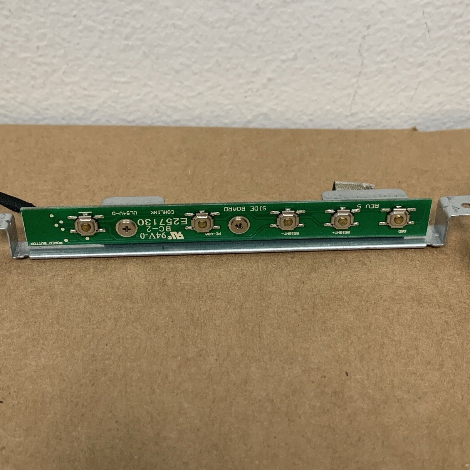 Lenovo ThinkCentre M93z All-In-One PC Button Board W/Bracket & Cable 54Y9388