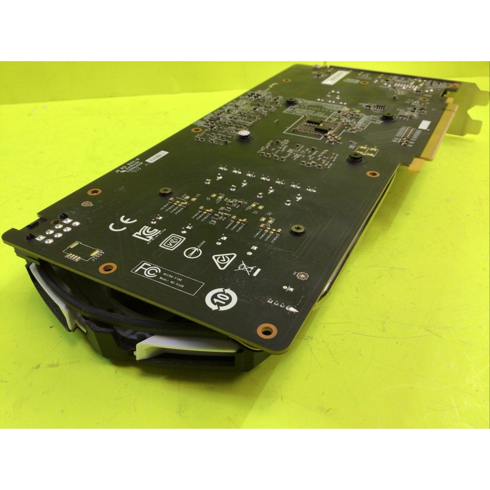 MSI GeForce GTX 1060 Armor OC - 6GB GDDR5 Legacy Gaming Video Graphics Card