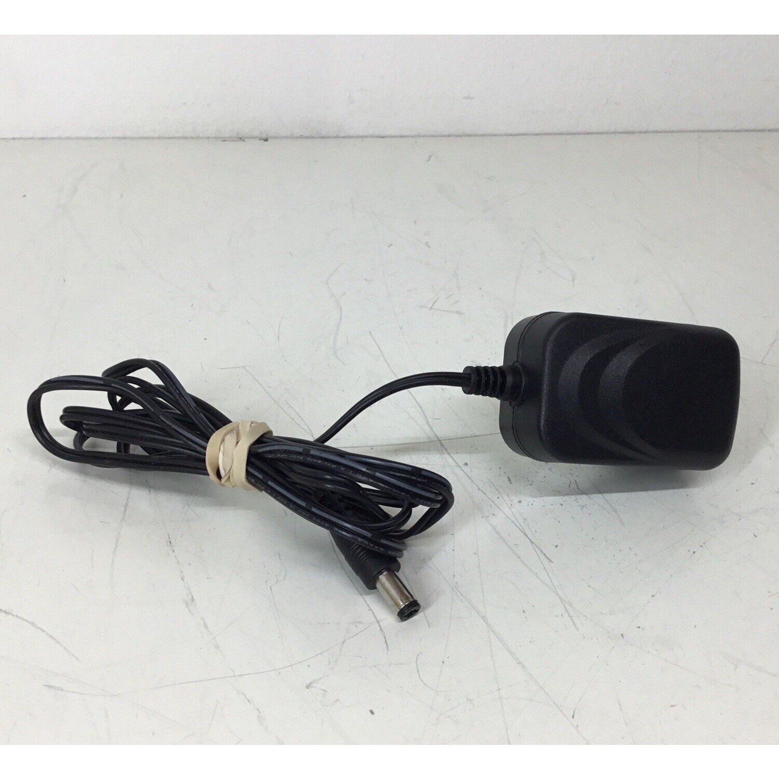 Teka AC Adapter TEKA006-0501000UK 100-240V 50/60Hz 0.2A 5V 1A I.T.E Power Supply