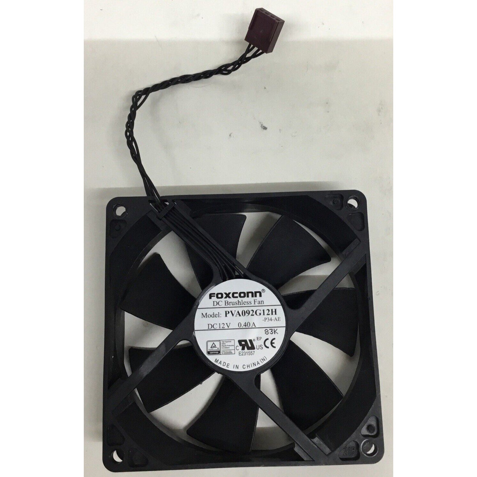 FOXCONN PVA092G12H 2B 9cm 9025 12V 0.16 3-wire silent cooling fan