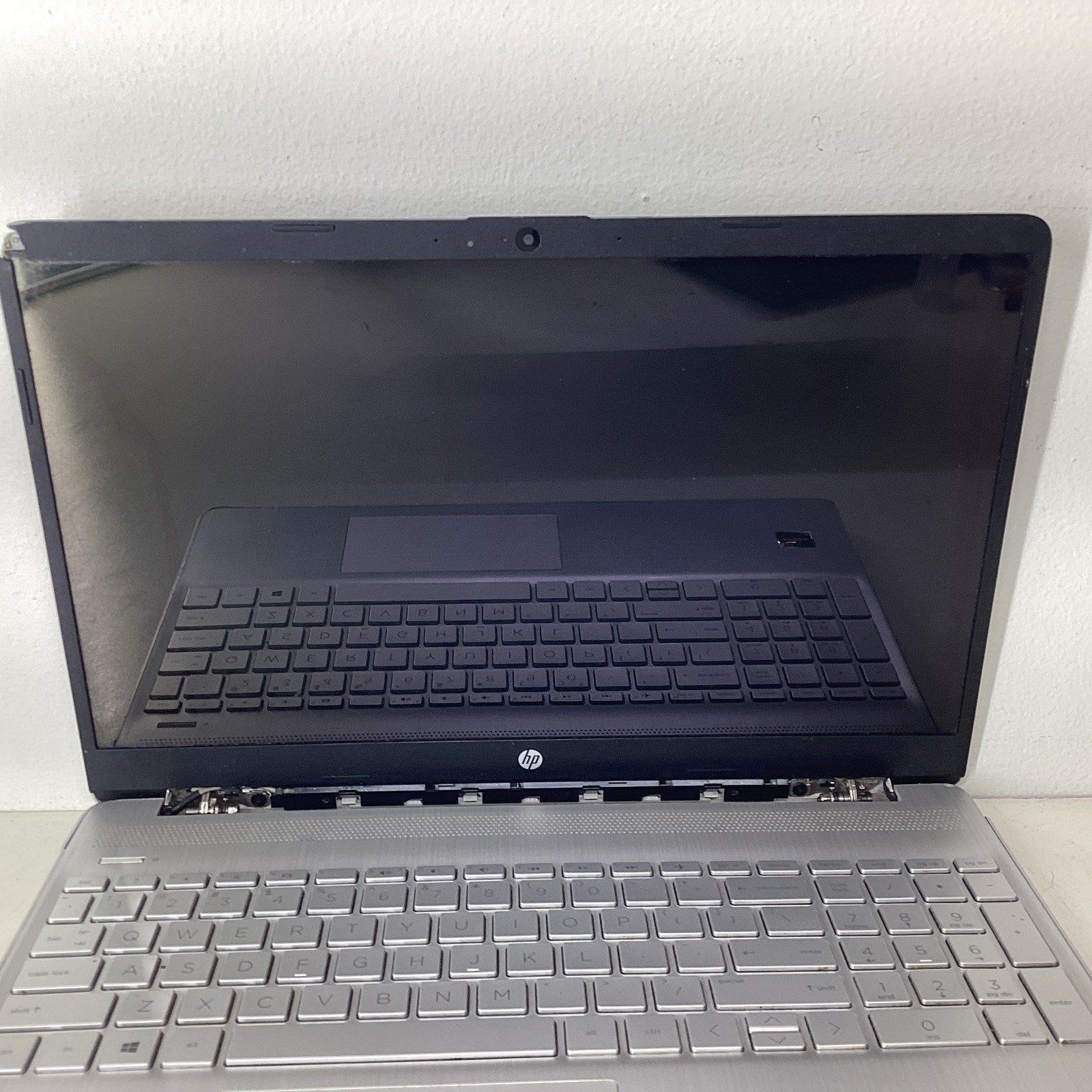 HP 15-EF0875MS 15.6" Laptop AMD Ryzen 7 No RAM or HDD - For Parts