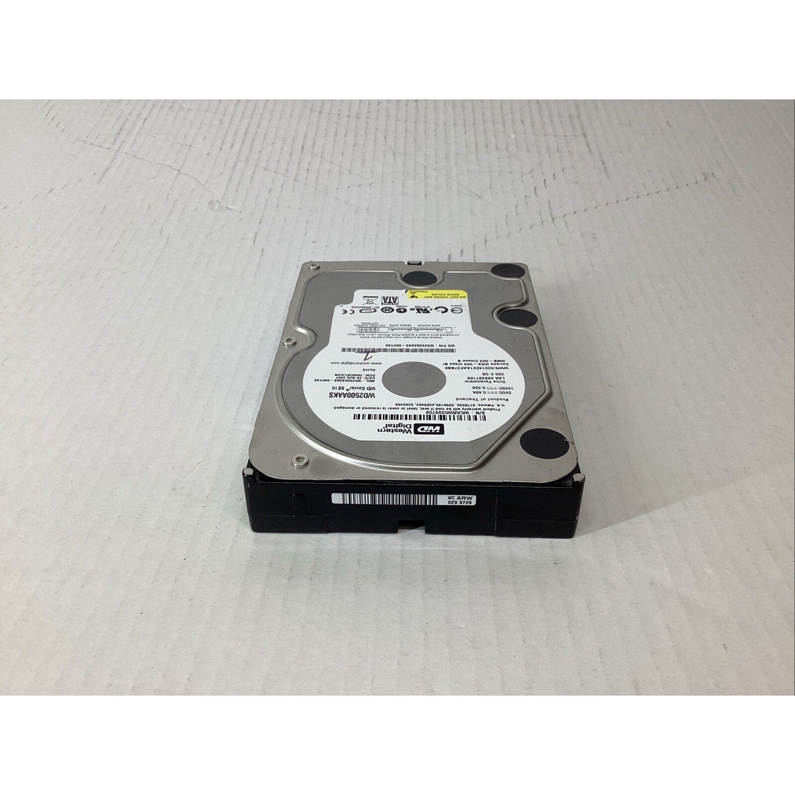 Western Digital WD2500AAKS-00VYA0 250GB WD Caviar SE16 Hard Drive