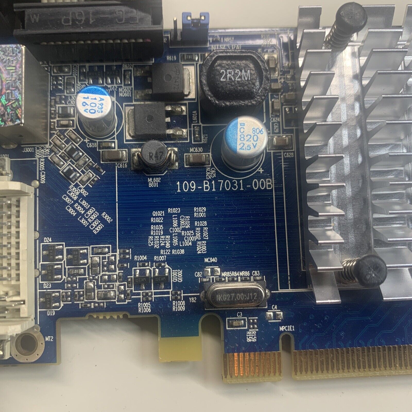 ATI 188-0CE40-005SA Radeon HD3450 PCIe Graphics Video Card 512MB DVI VGA SVIDEO