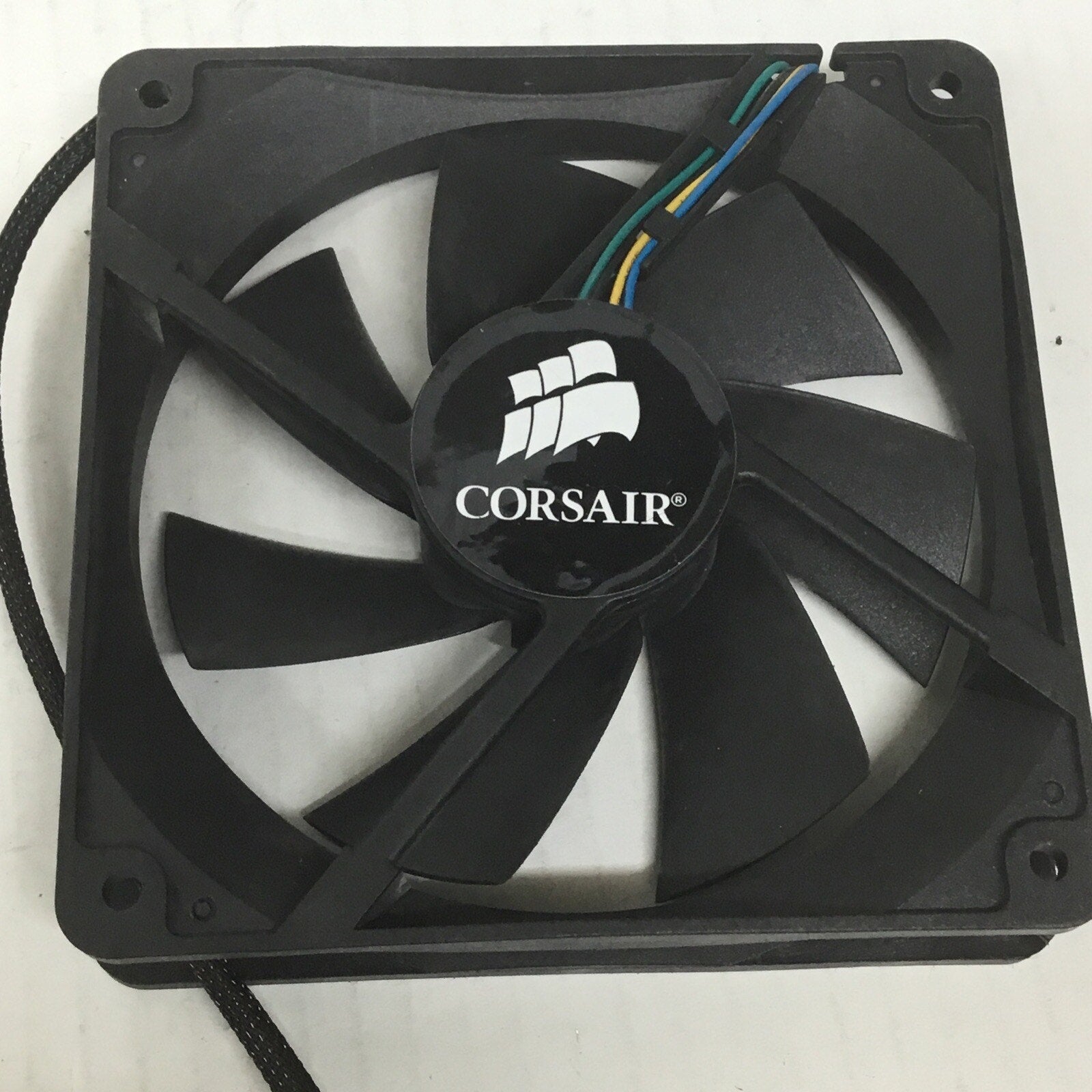 Corsair 120MM Fan 4 Pin