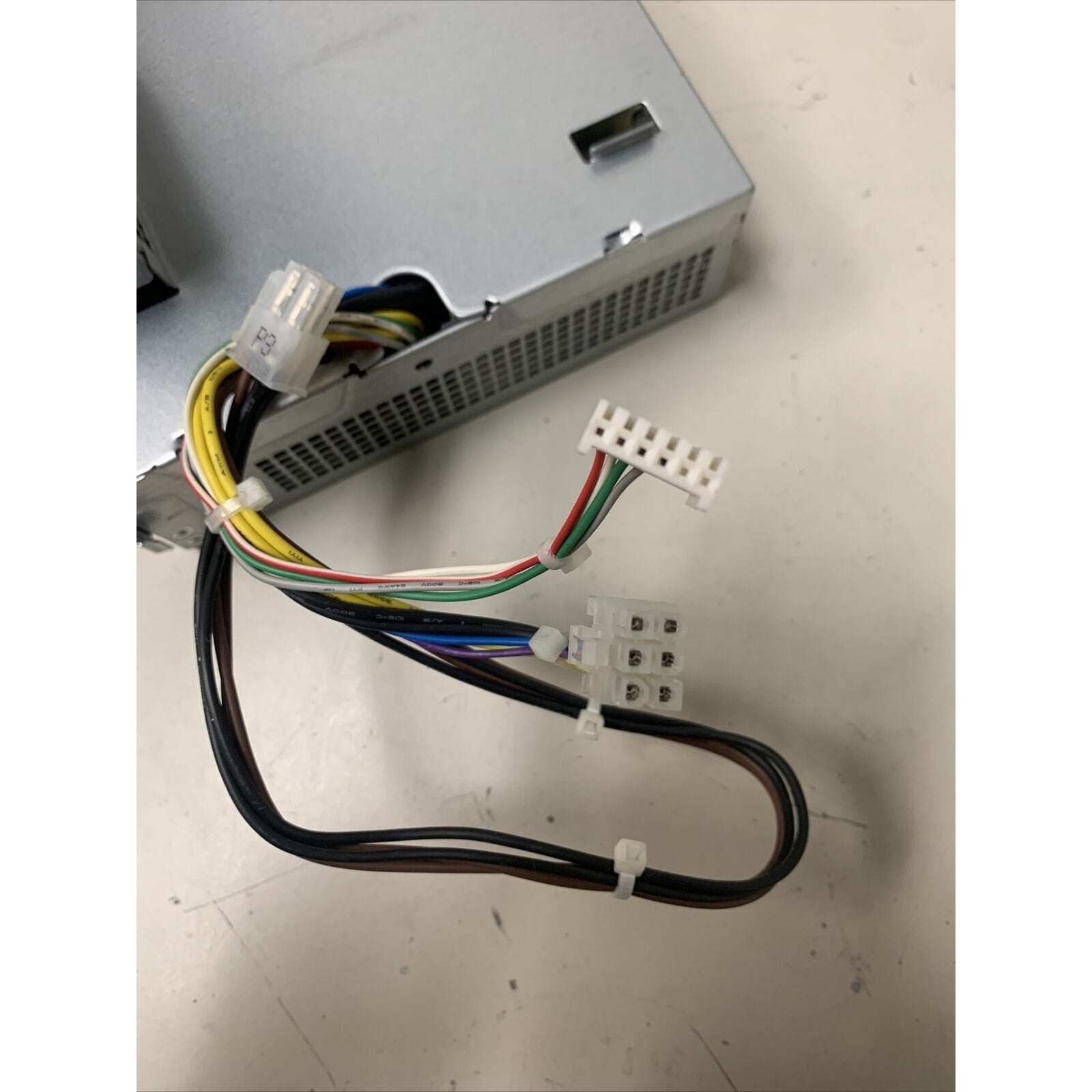 HP 659193-001 Elite 8200/RP5800 D10-240P1A 240W Desktop Power Supply 659246-001