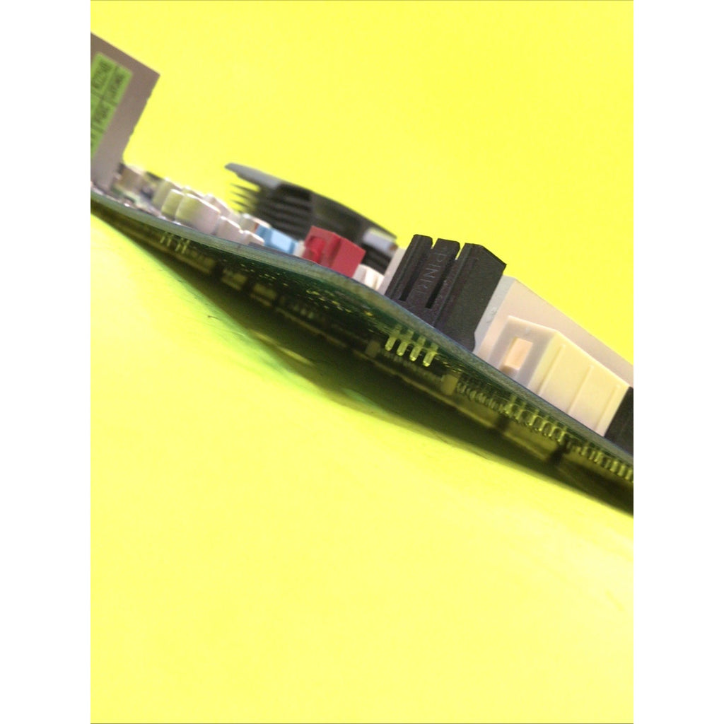 Gigabyte GA-EP45-UD3LR Socket 775 Motherboard Boots to BIOS FOR PARTS or REPAIR