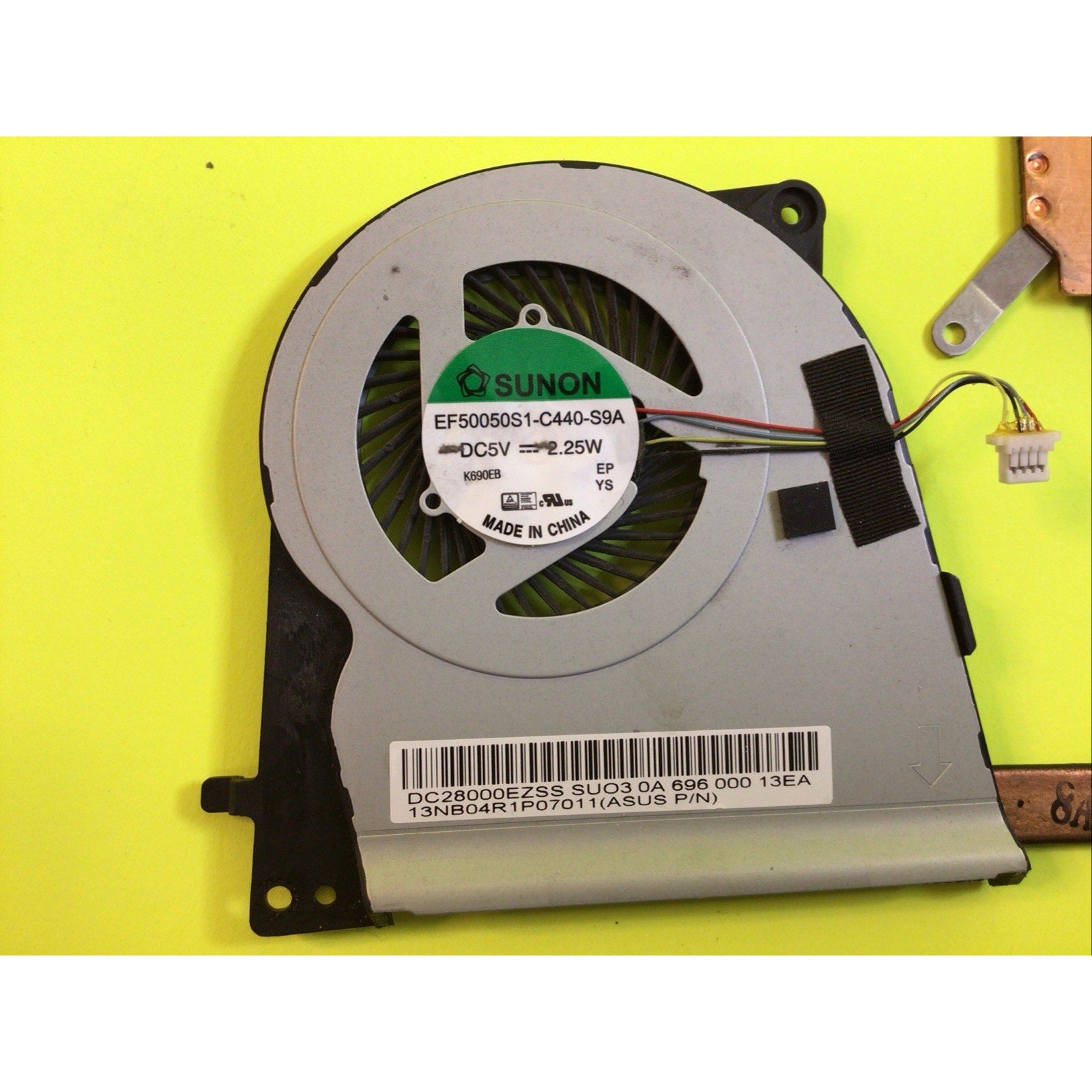 Asus ZenBook UX303U Heatsink and Fan Assembly 13NB08V0AM0101