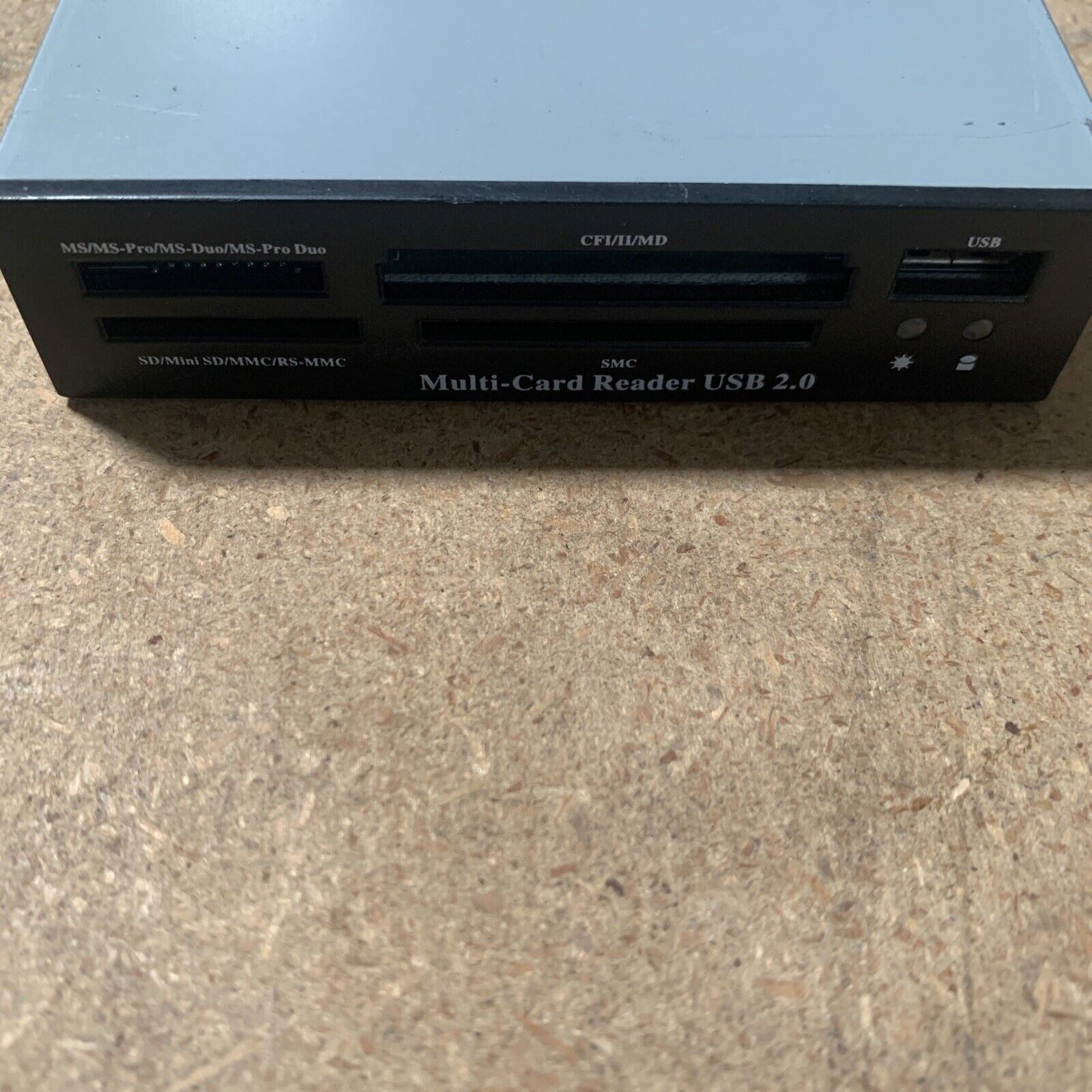 3.5in Internal USB 2.0 52-in-1 Memory Card Reader/Writer