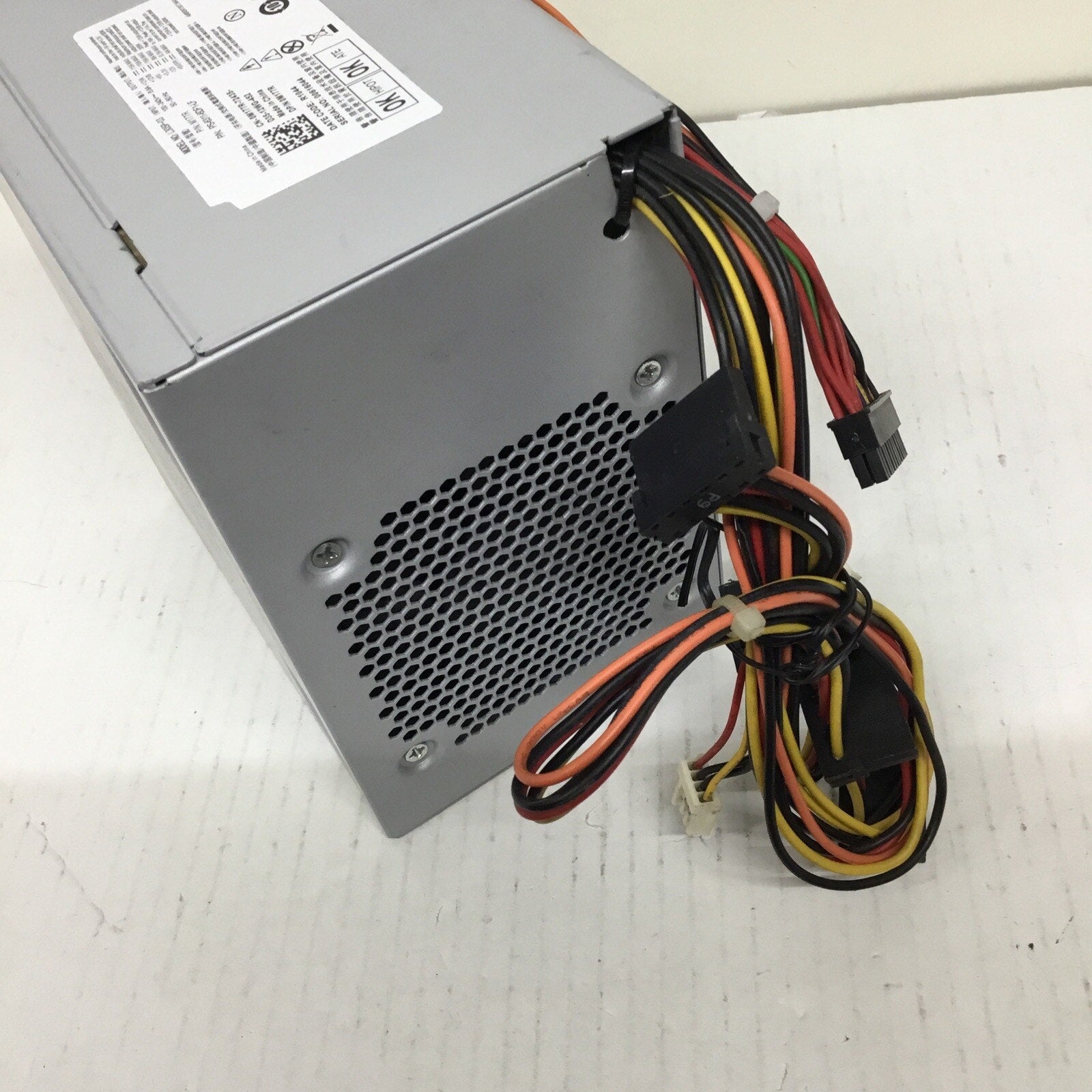 L305P-03 305W Power Supply Cn-0M177R-72435-D35-12WG-452