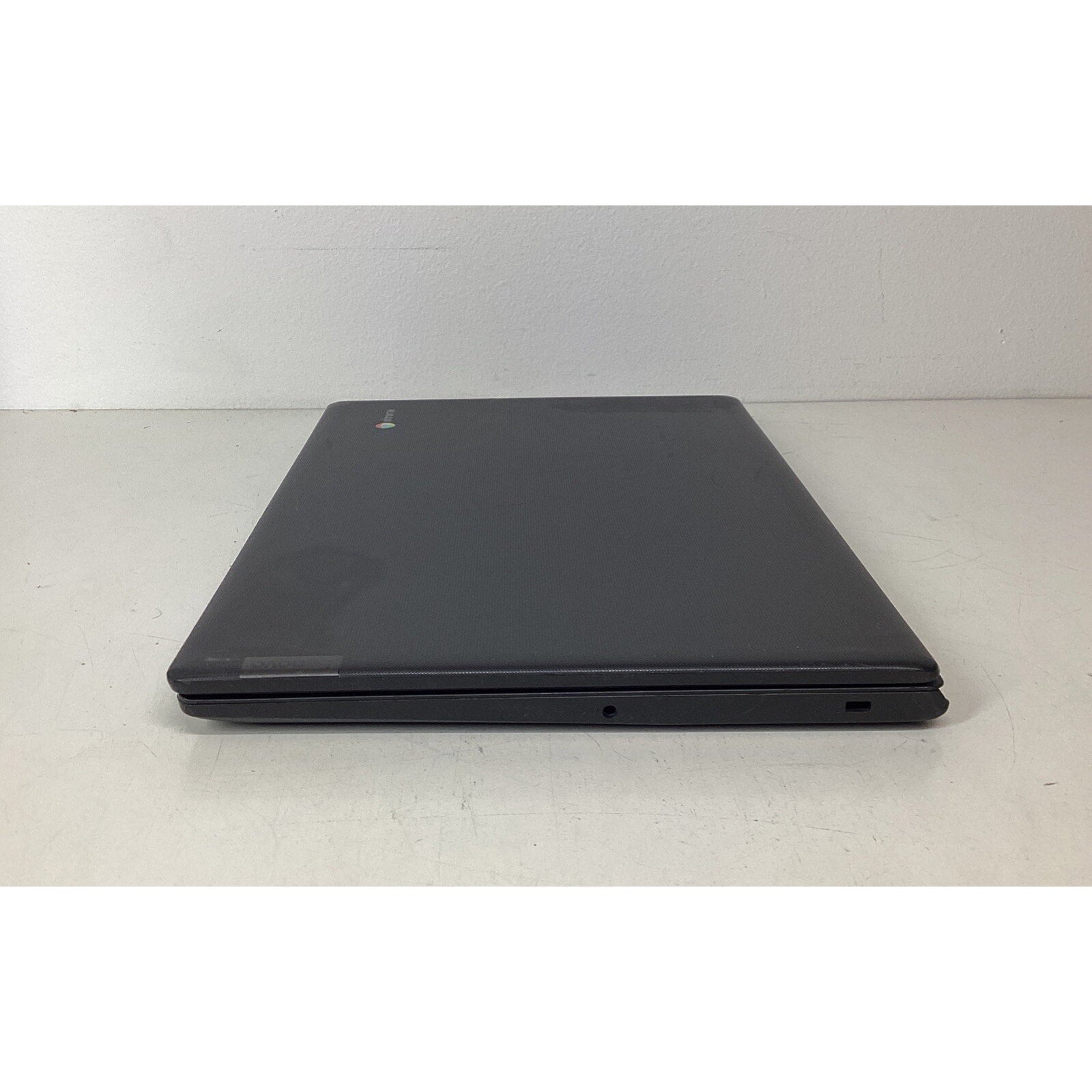 Lenovo Chromebook S330 81JW 14'' MediaTek, 64GB SSD, 4GB RAM - For Parts
