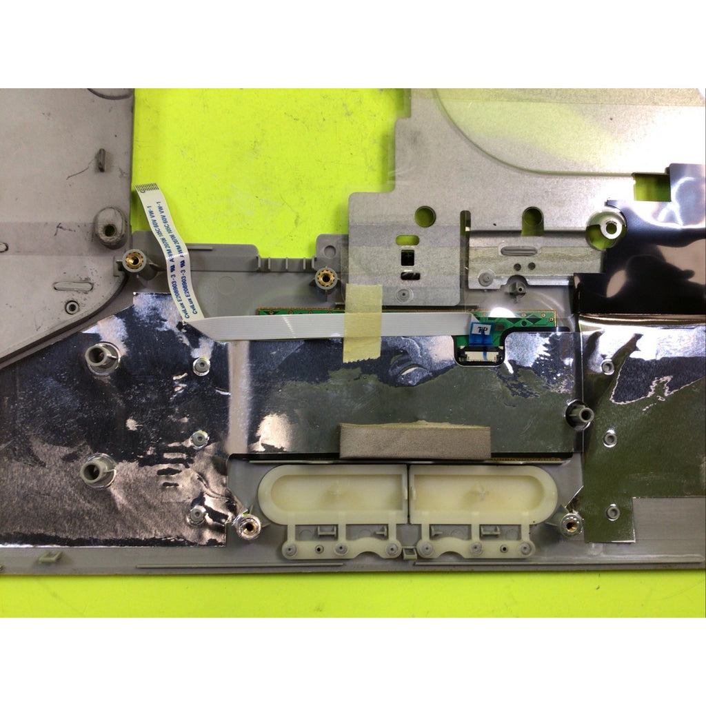 HP Pavilion G61 Laptop Palmrest Bezel Frame Touchpad 588112-001
