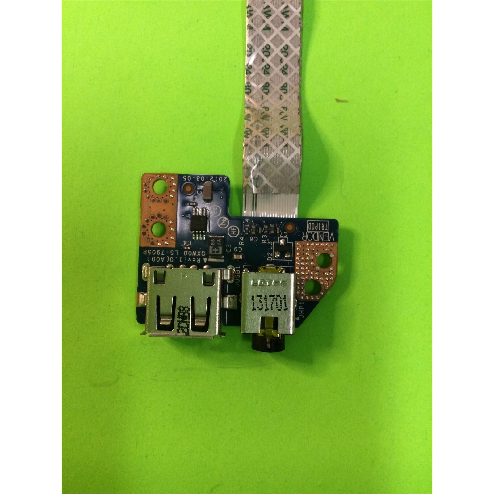 Dell Latitude E5430 Laptop USB Audio Port Board (QXW00 LS-7905P) w/ Ribbon Cable