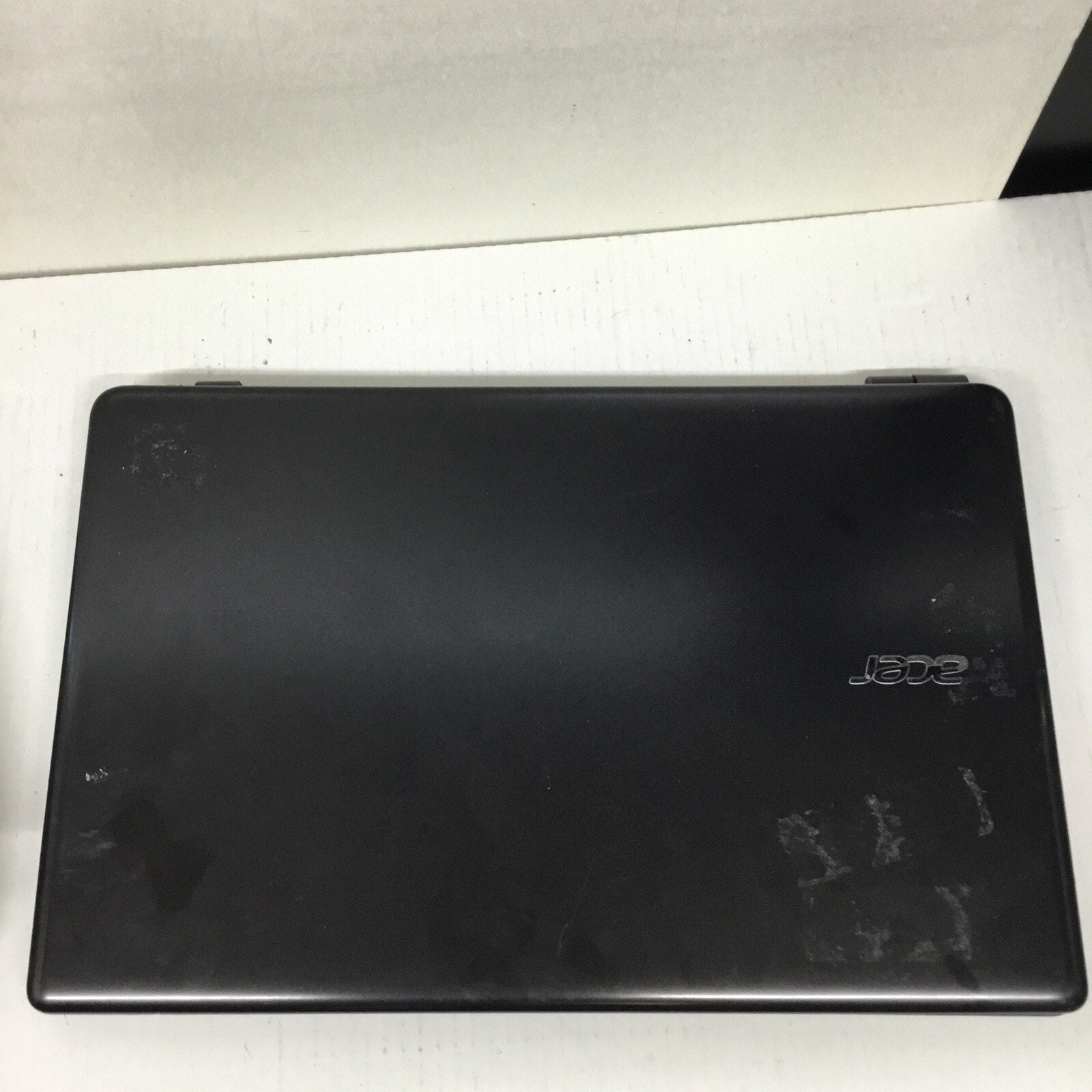 Acer Aspire E1 Series E1-572P-6884 V5WE2 For Parts READ DESC