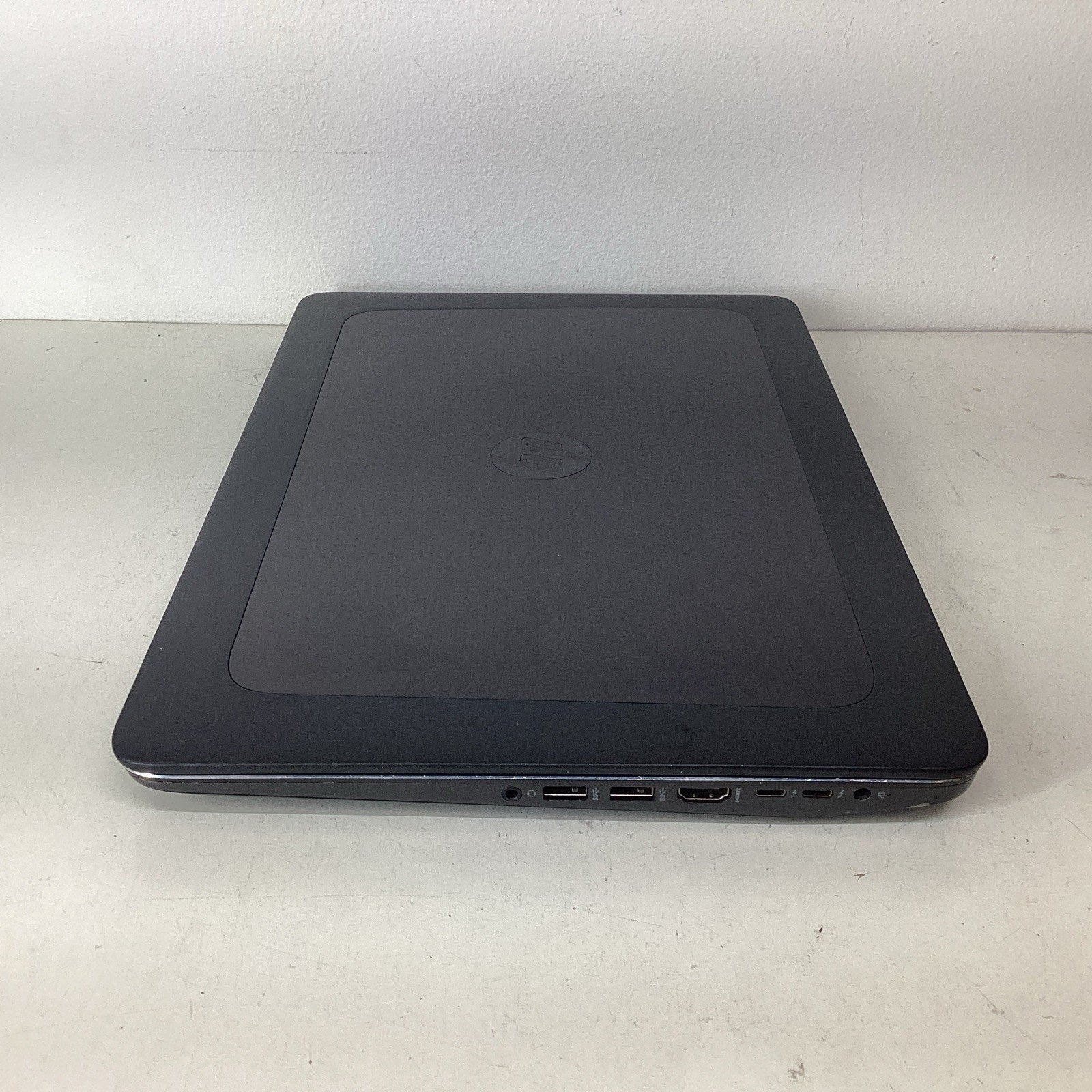 HP ZBook Studio G3 15" Intel Xeon No RAM, HDD No Power - For Parts