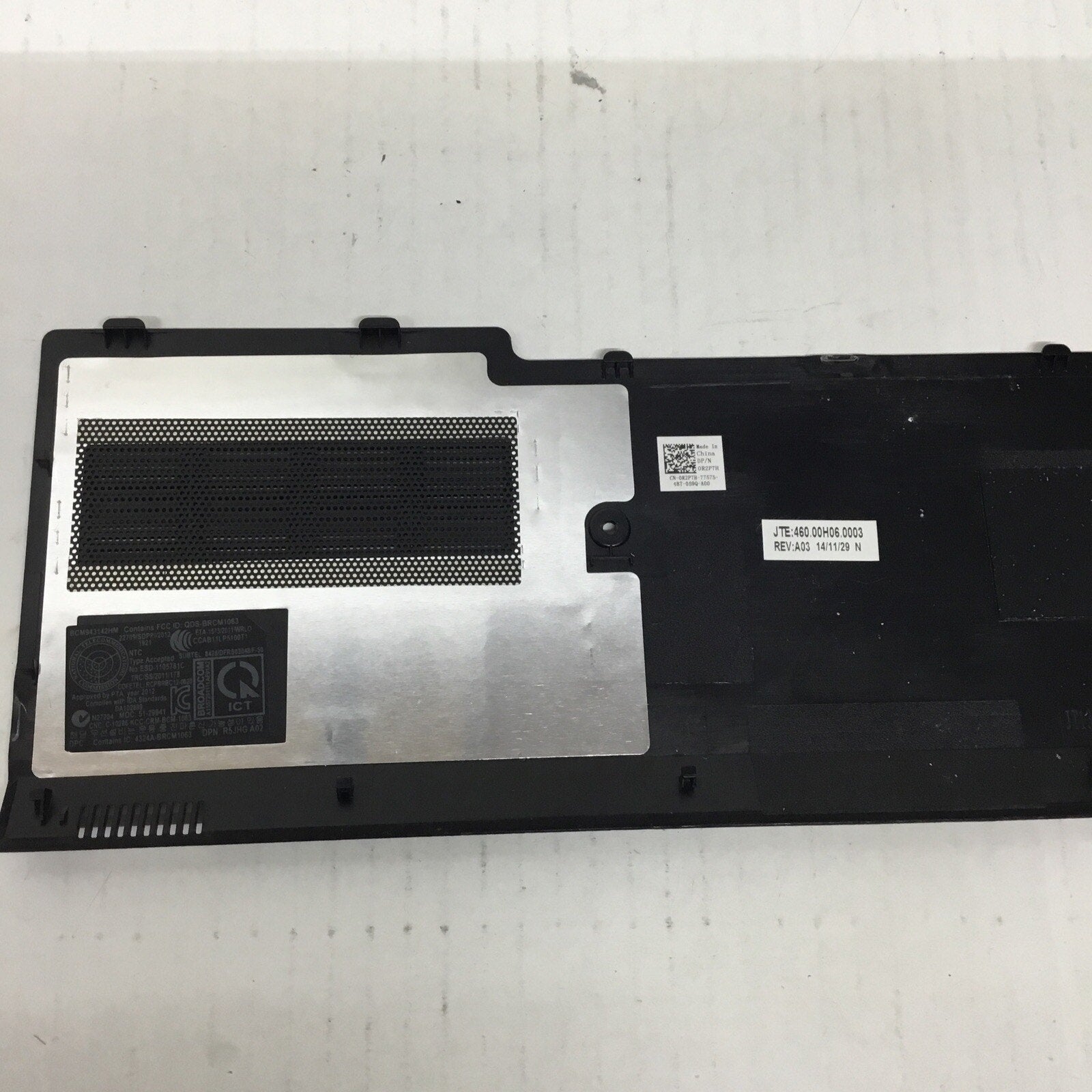 Genuine Dell Inspiron 15 3000 3541 3542 3878 Vostro 15 3546 RAM Cover R2P7H