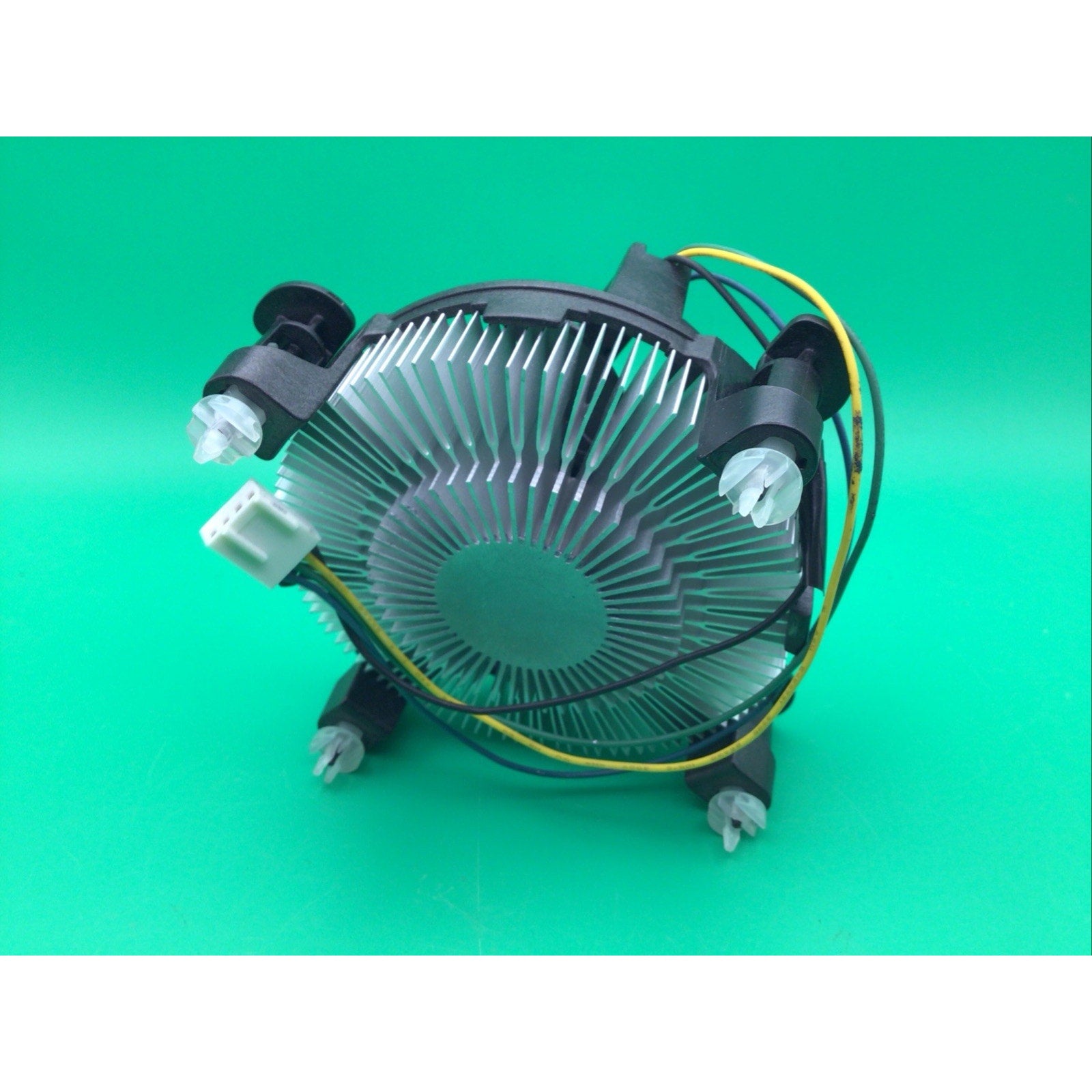 Intel E97379-003 Socket LGA 1150 1155 1156 CPU Heat Sink and Fan FOR PARTS