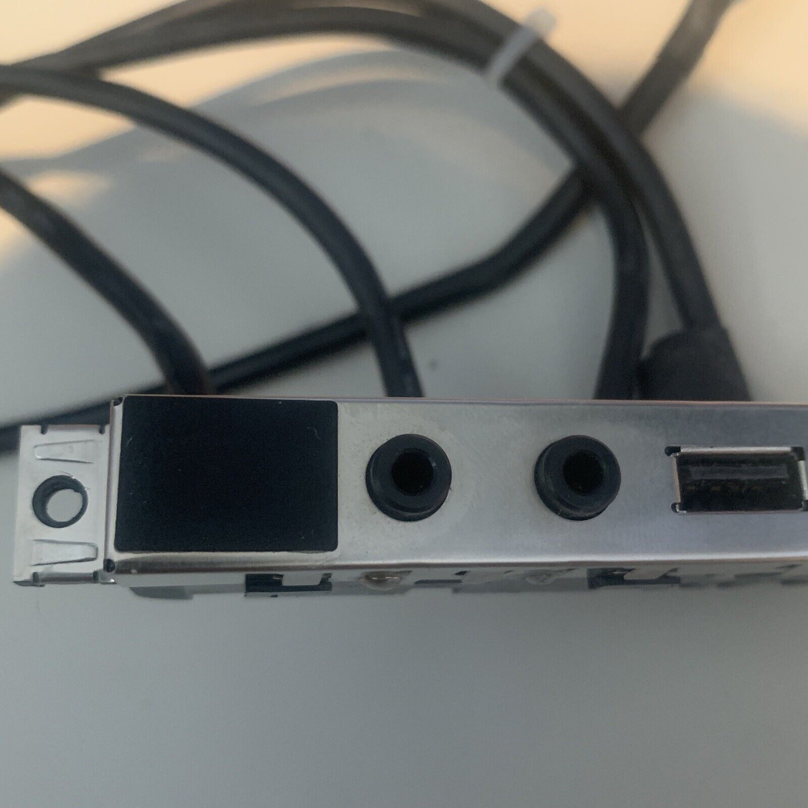 HP 390373-002 USB AUDIO I/O PANEL FOR WORKSTATION XW4400 & XW4600