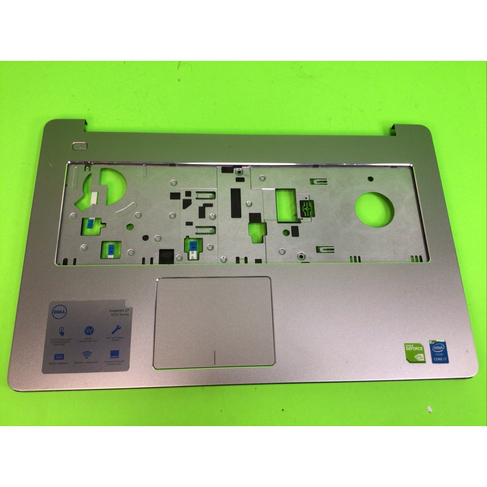 DELL Inspiron 17 7737 Palmrest Touchpad Assembly 0CYGR0