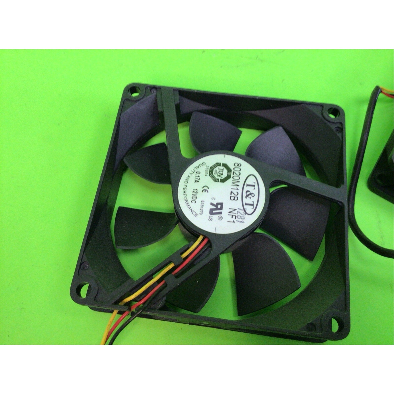 Lot of 3 pcs T&T 8020M12B-NF1 Fans and Grills 80 x 80 x 20mm