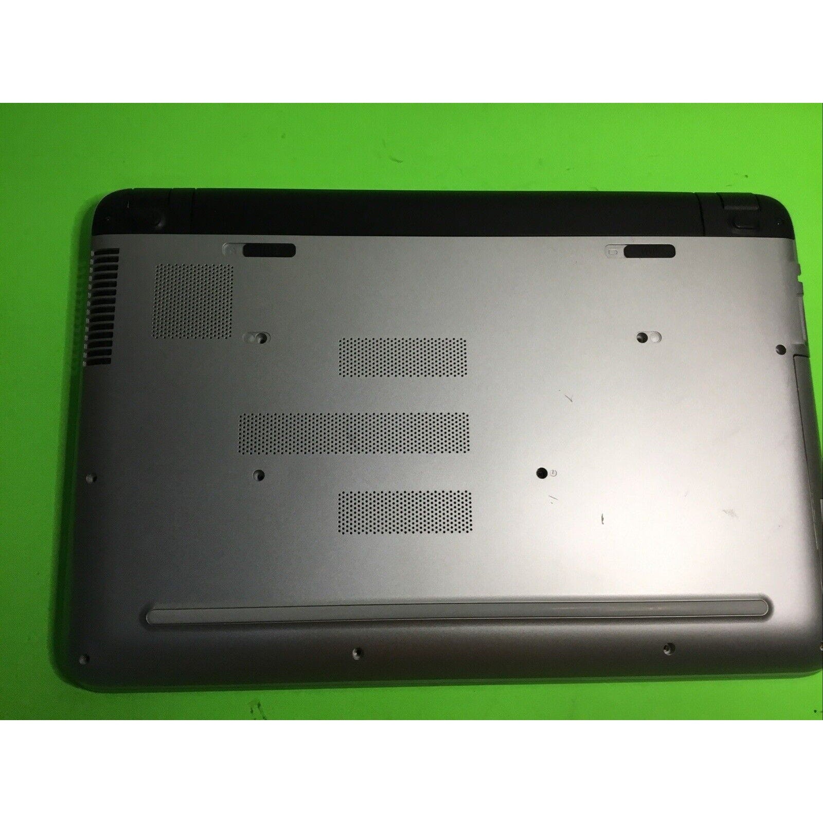 HP Pavilion 15-ab223cl i5 5200U 8GB RAM NO OS NO HDD