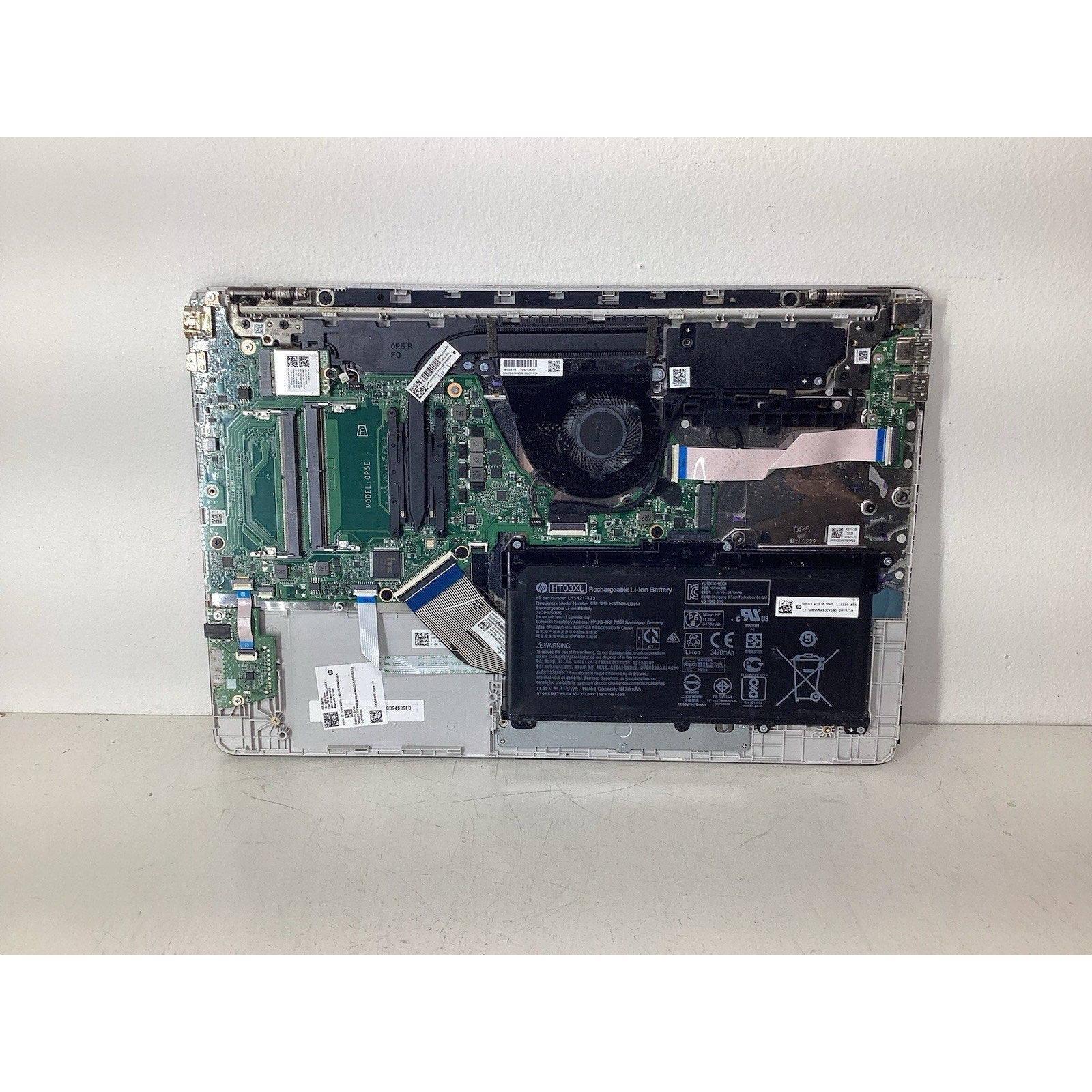 HP 15-EF0875MS 15.6" Laptop AMD Ryzen 7 No RAM or HDD - For Parts