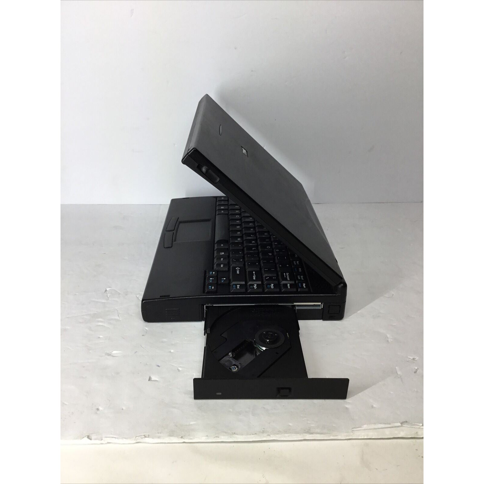 READ - Vintage Dell Latitude LM TS30G Pentium Laptop FOR PARTS
