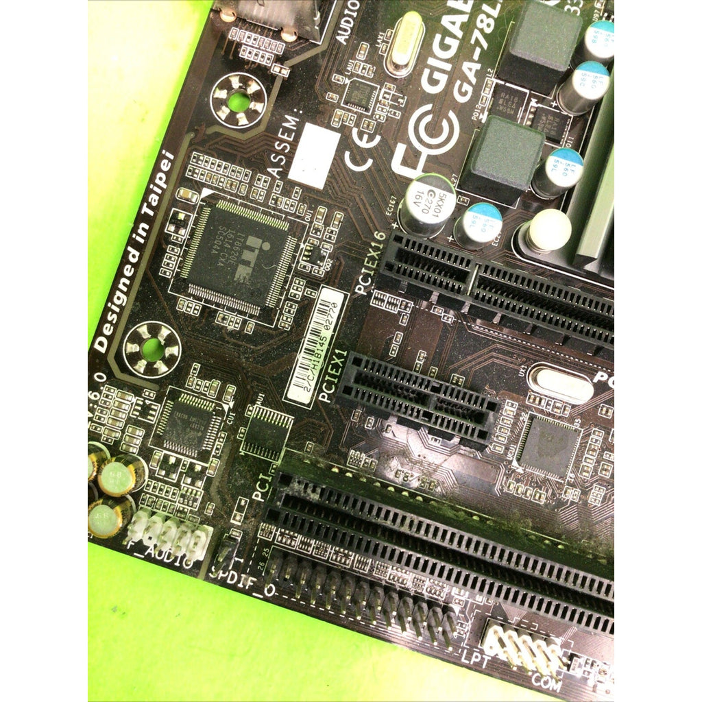 GIGABYTE Motherboard GA-78LMT-USB3 FOR PARTS or REPAIR