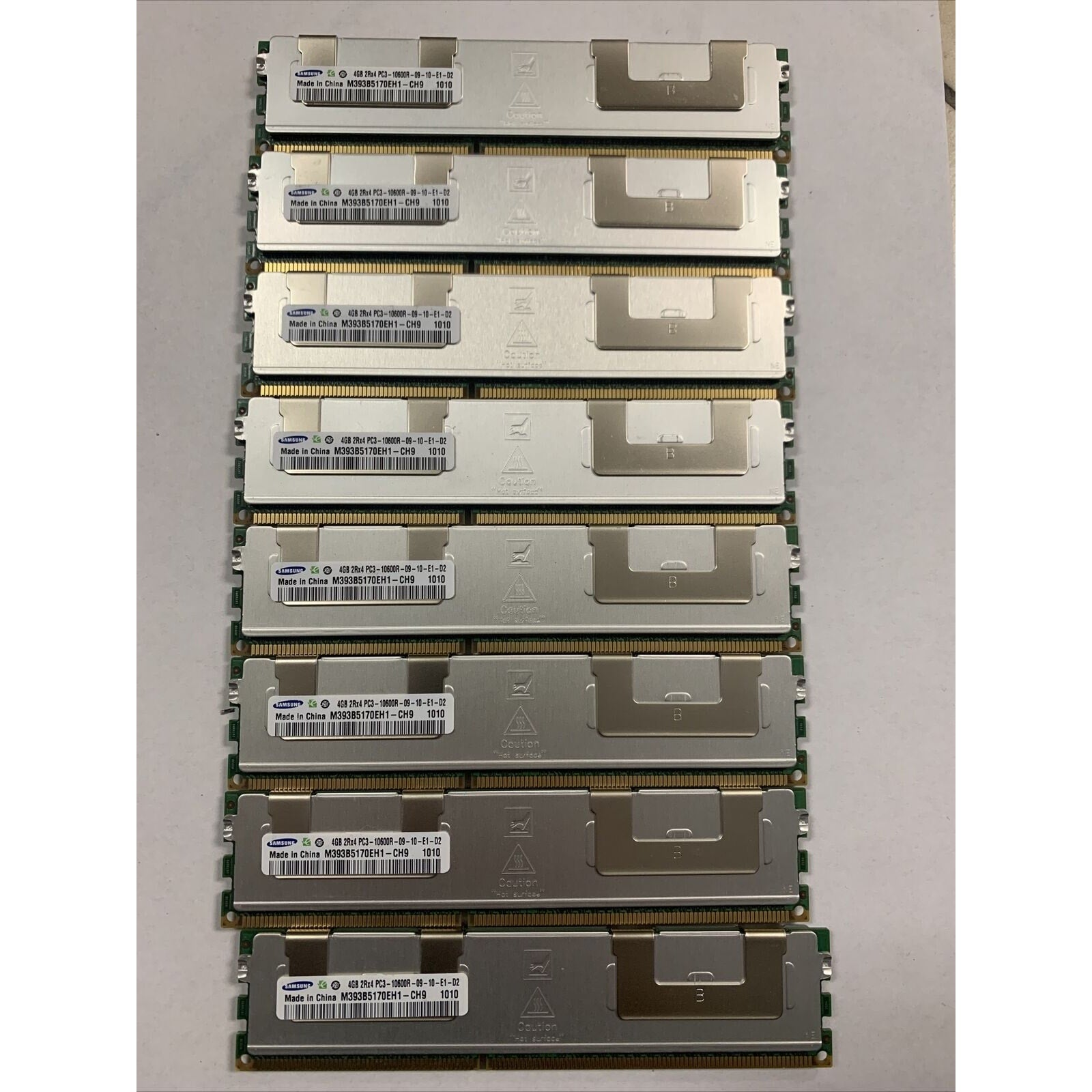 Lot of 8x Samsung M393B5170EH1-CH9 4GB PC3-10600R DDR3 ECC Reg Server RAM