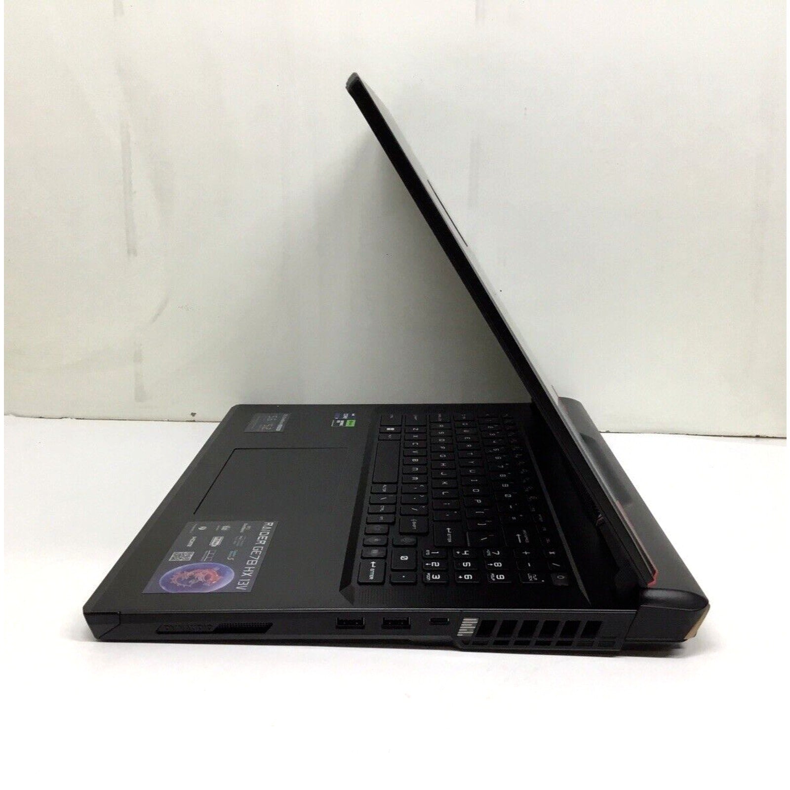 MSI Raider 17" 240Hz Gaming Laptop GE78HX 13VH-438 i9-13980HX 1TB 32GB RTX 4080