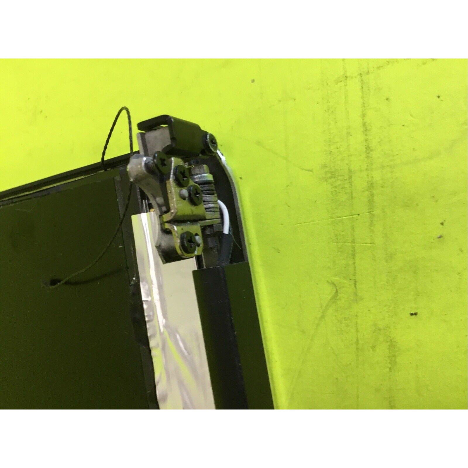 Dell XPS 15 9550 9560 Precision LCD Back Cover For PARTS or RECYCLE