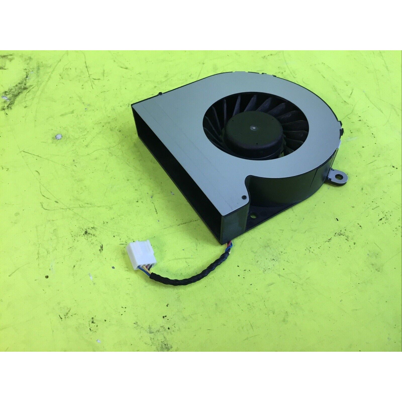 HP AIO 22-2 21-2 Cooling Fan BUB1012DD 1323-00JJ000 0A D000