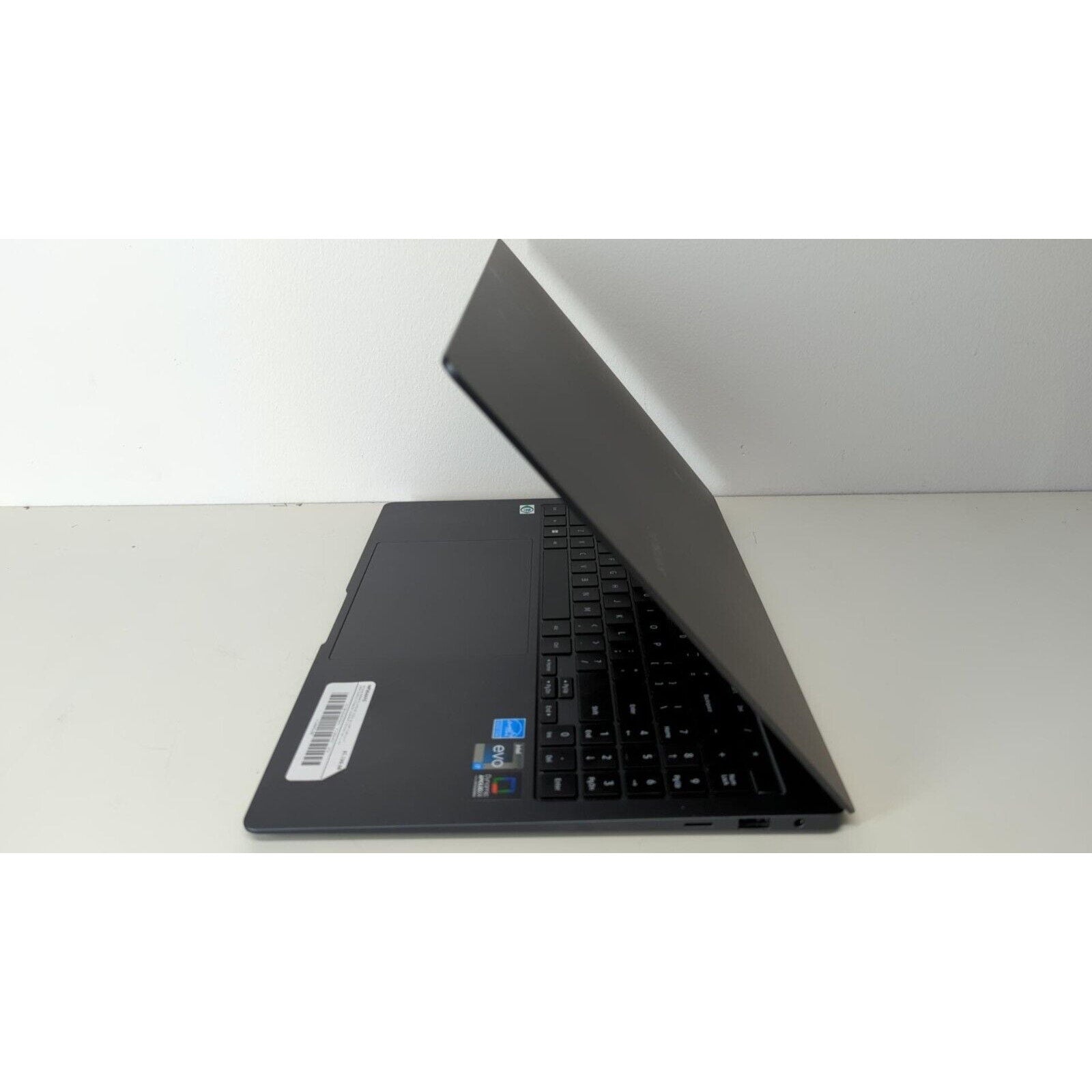 Samsung Galaxy Book3 Pro 16" - Core i7-1360P, 32GB RAM, 1TB SSD NP964XFG-KC1US