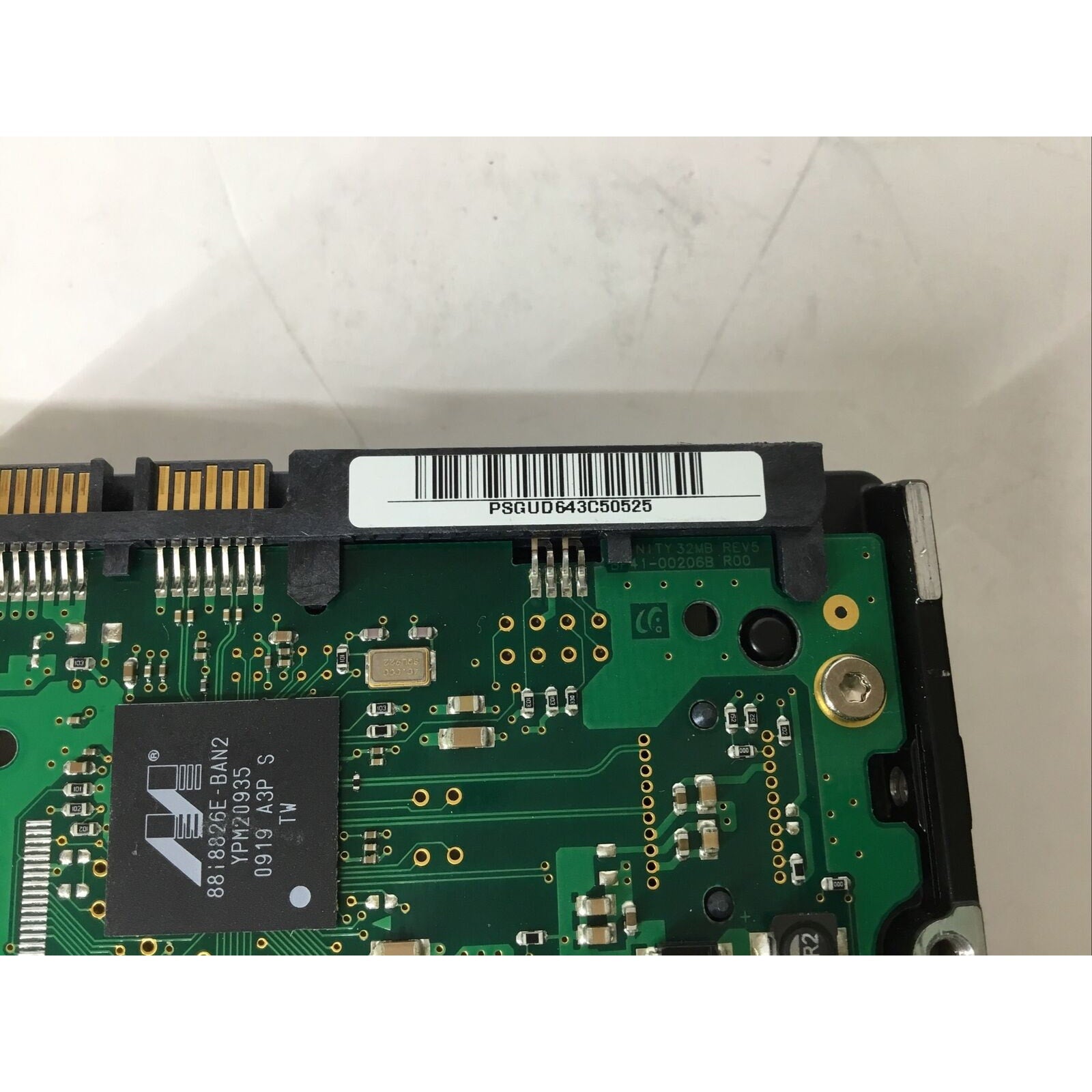 Samsung SpinPoint HE103UJ 3.5 inch Hard Drive 1TB SATA 7200rpm 32M HDD