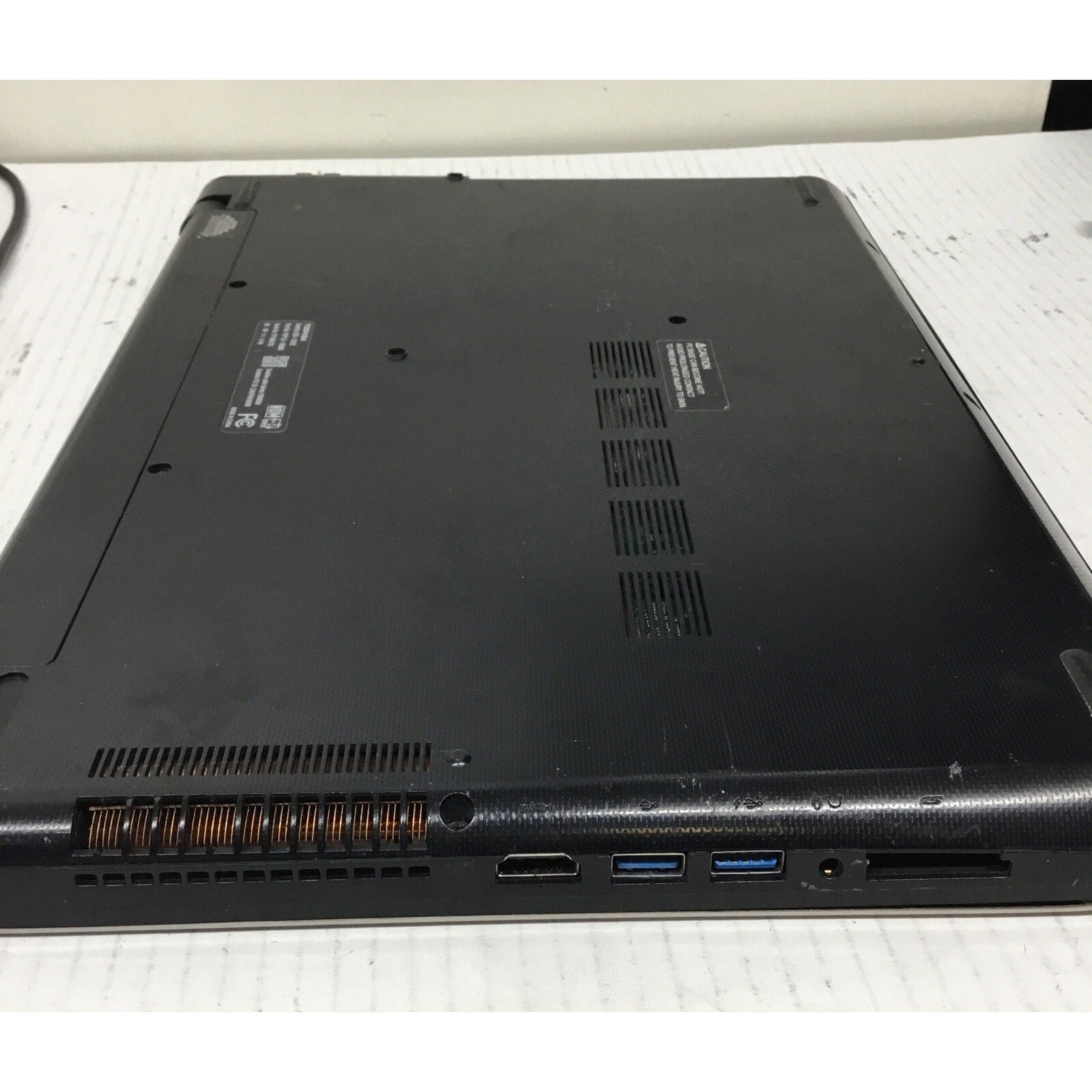 Toshiba Satellite S55t-C522 i7-4720HQ 16GB Ram For Parts READ DESC