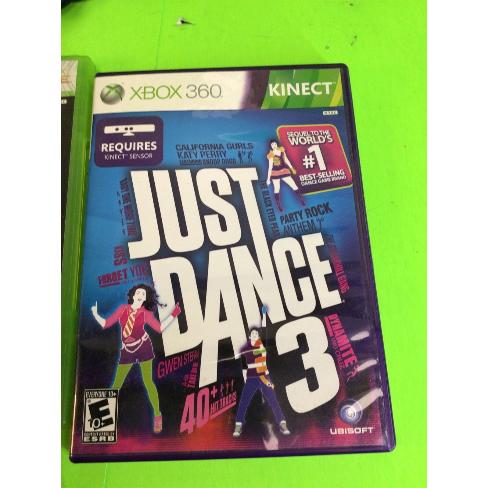 Microsoft Xbox 360 S 2GB Console Bundle With Kinect 2 Controllers 5 Games