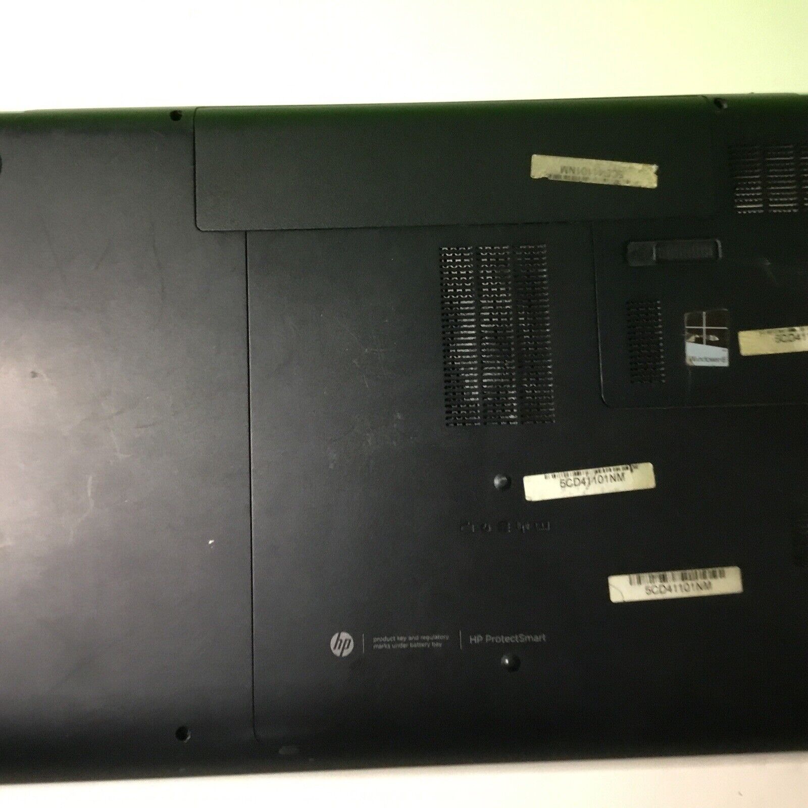 HP pavilion 17 TS AMD A8-5550M Notebook PC 8GB ram Touchscreen {CC}