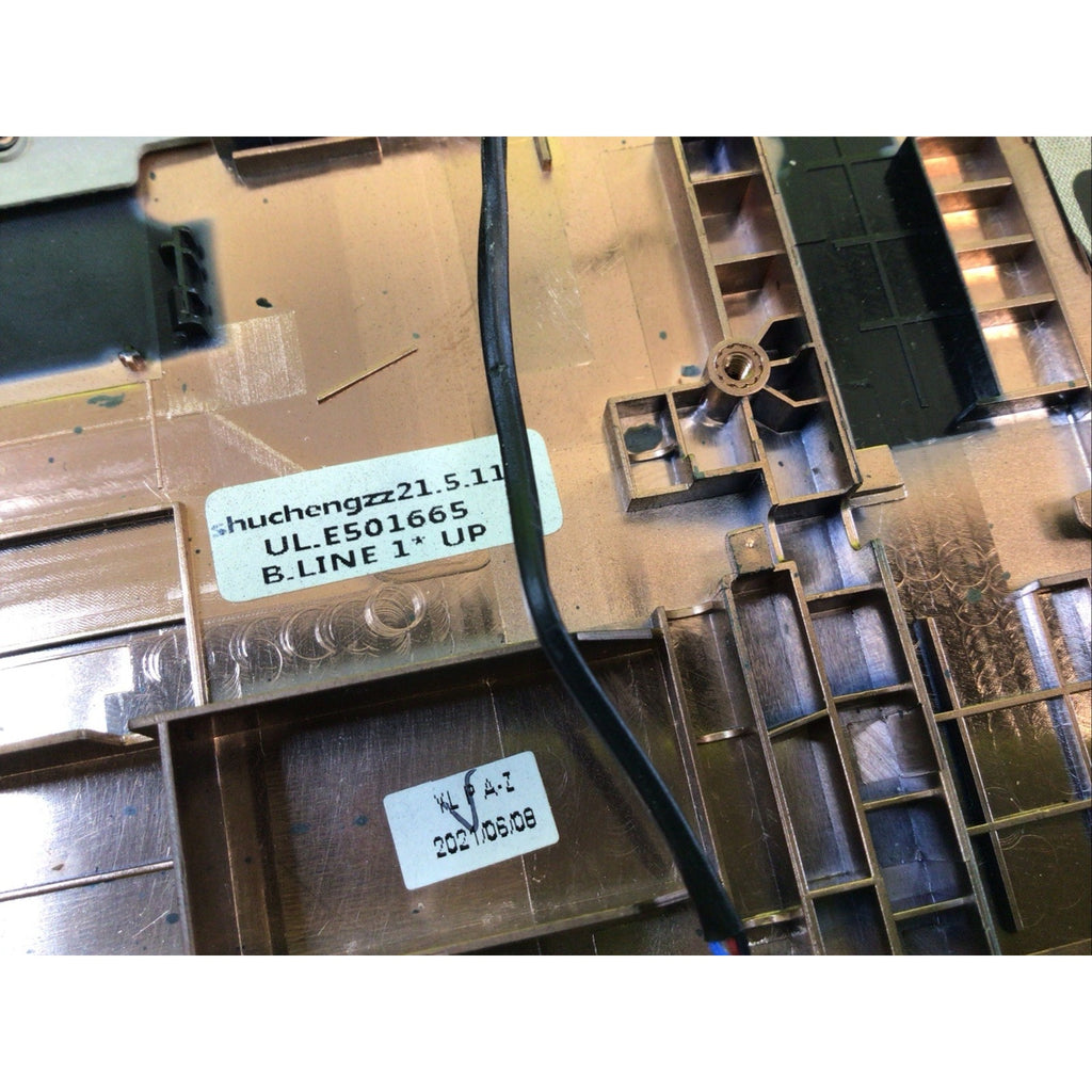 Lenovo ThinkPad L15 Gen 2 Palmrest w/ Touchpad AP1YL000800