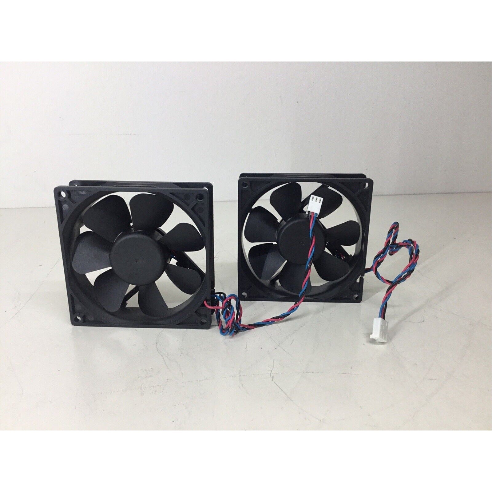 Lot Of 2 - Delta Desktop Fan 3Pin Connector Model DSB0912M