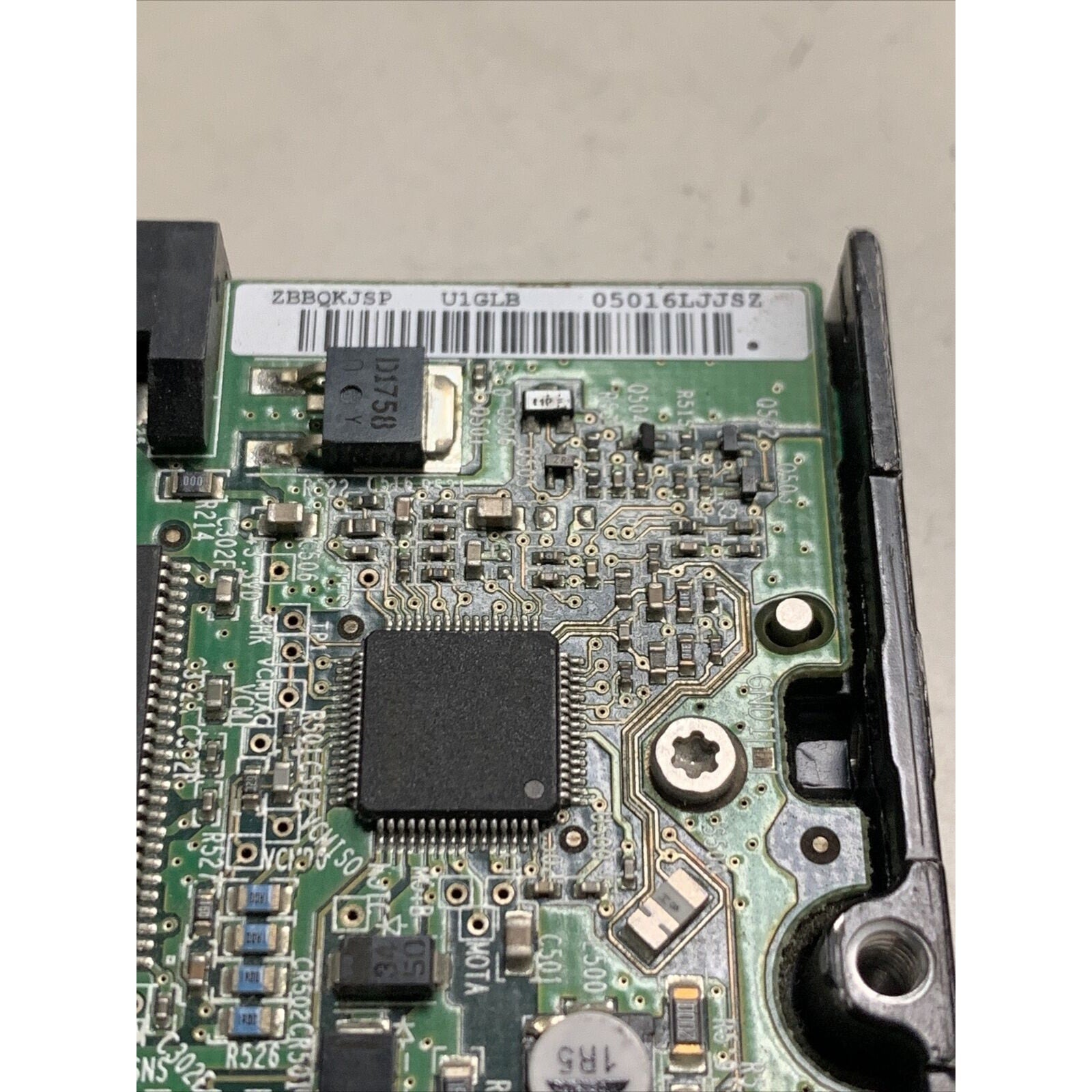 Maxtor 6L100M0 100GB SATA/150 7200RPM 8MB Hard Drive Very Good