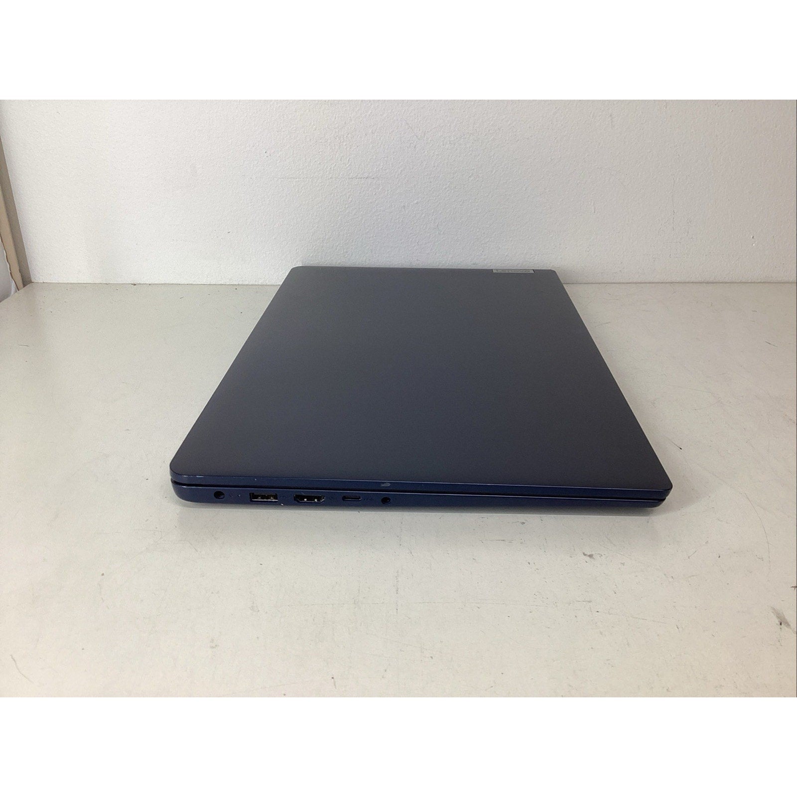 Lenovo IdeaPad 1i 15.6" Touchscreen Laptop Intel i5-1235U 512GB SSD Windows 11