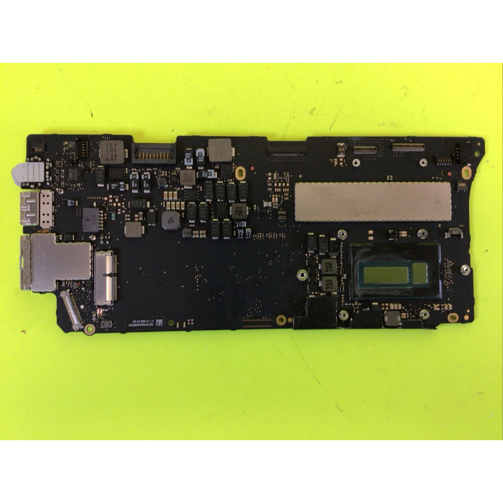 MacBook Pro A1502 i5 2.7GHz 8GB RAM Logic Board 820-4924-A FOR PARTS or REPAIR