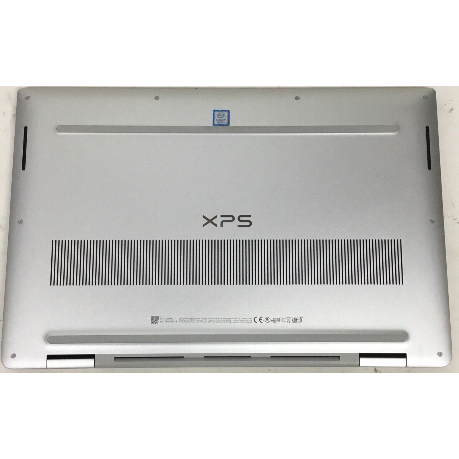 Dell XPS 15 9575 15" UHD 4K Touch I7-8705G 512GB SSD Intel HD Graphics 630 16GB