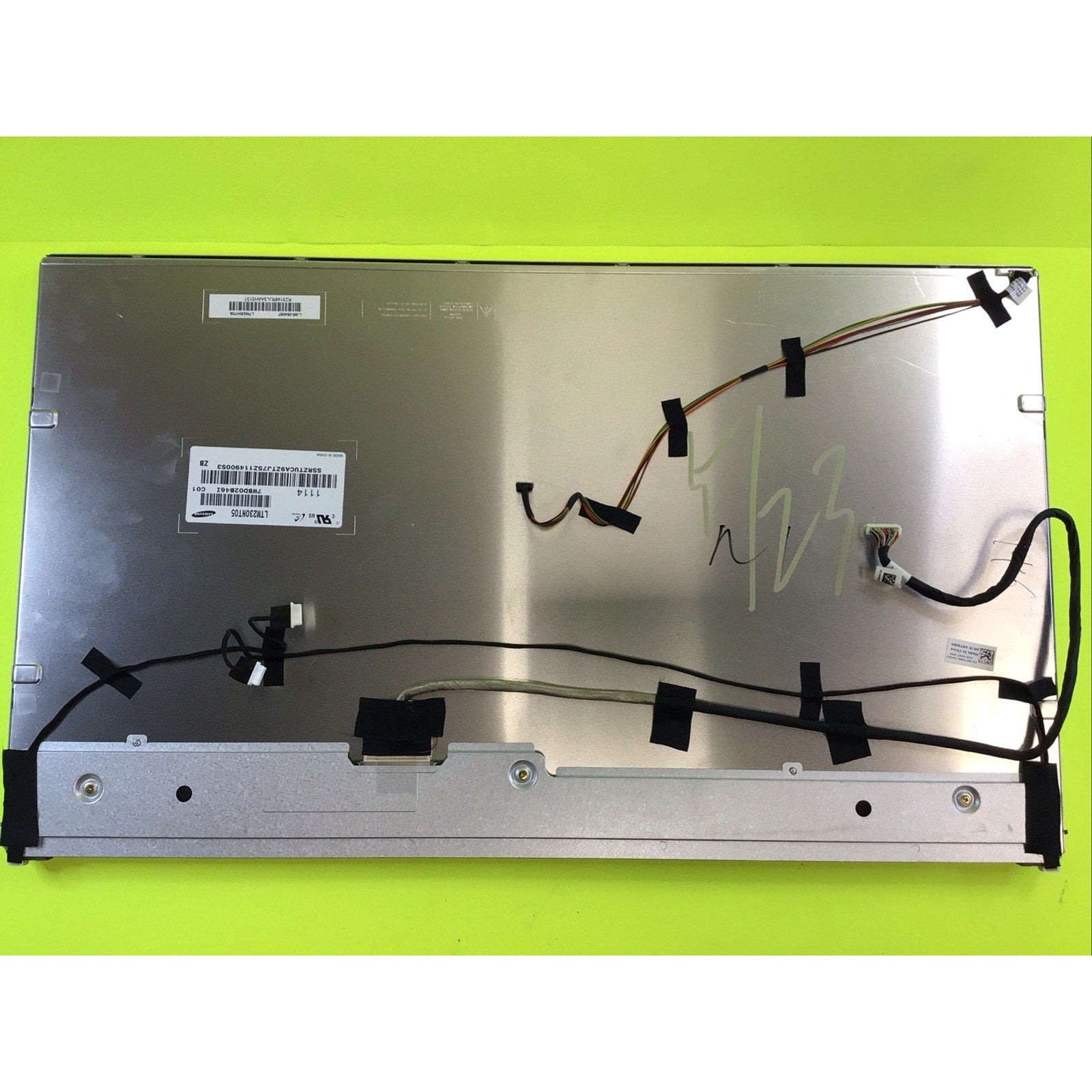 Dell Inspiron 2305 23" LCD Display by Samsung LTM230HT05 09TW8H 9TW8H