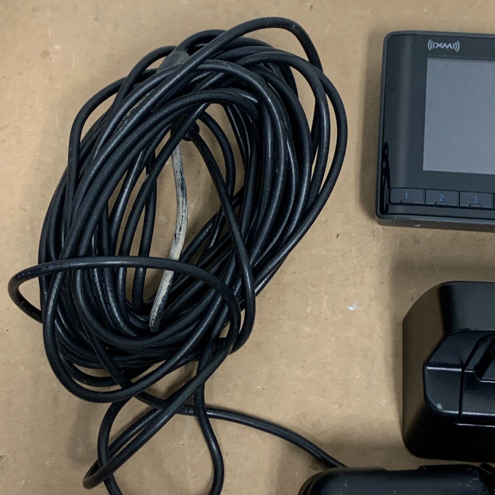 Sirius XM Onyx EZ XEZ1 Radio Receiver + Antenna +Adapter dock + Power Cable