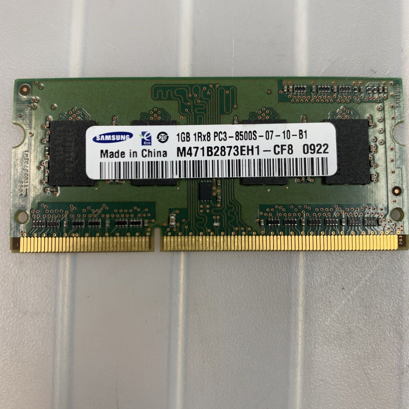 Samsung PC3-8500 (DDR3-1066) 1 GB SO-DIMM 1066 MHz Memory M471B2873EH1-CF8 #B2