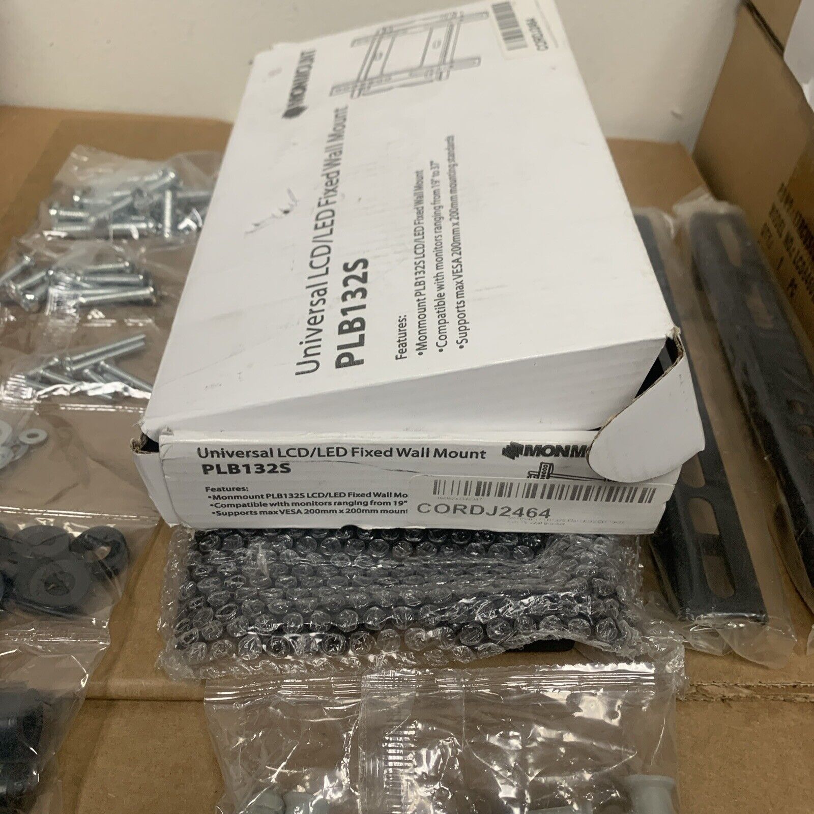 Monmount Fixed TV Wall Mount for Most 19" - 37" Flat-Screen TVs - Black, DIY