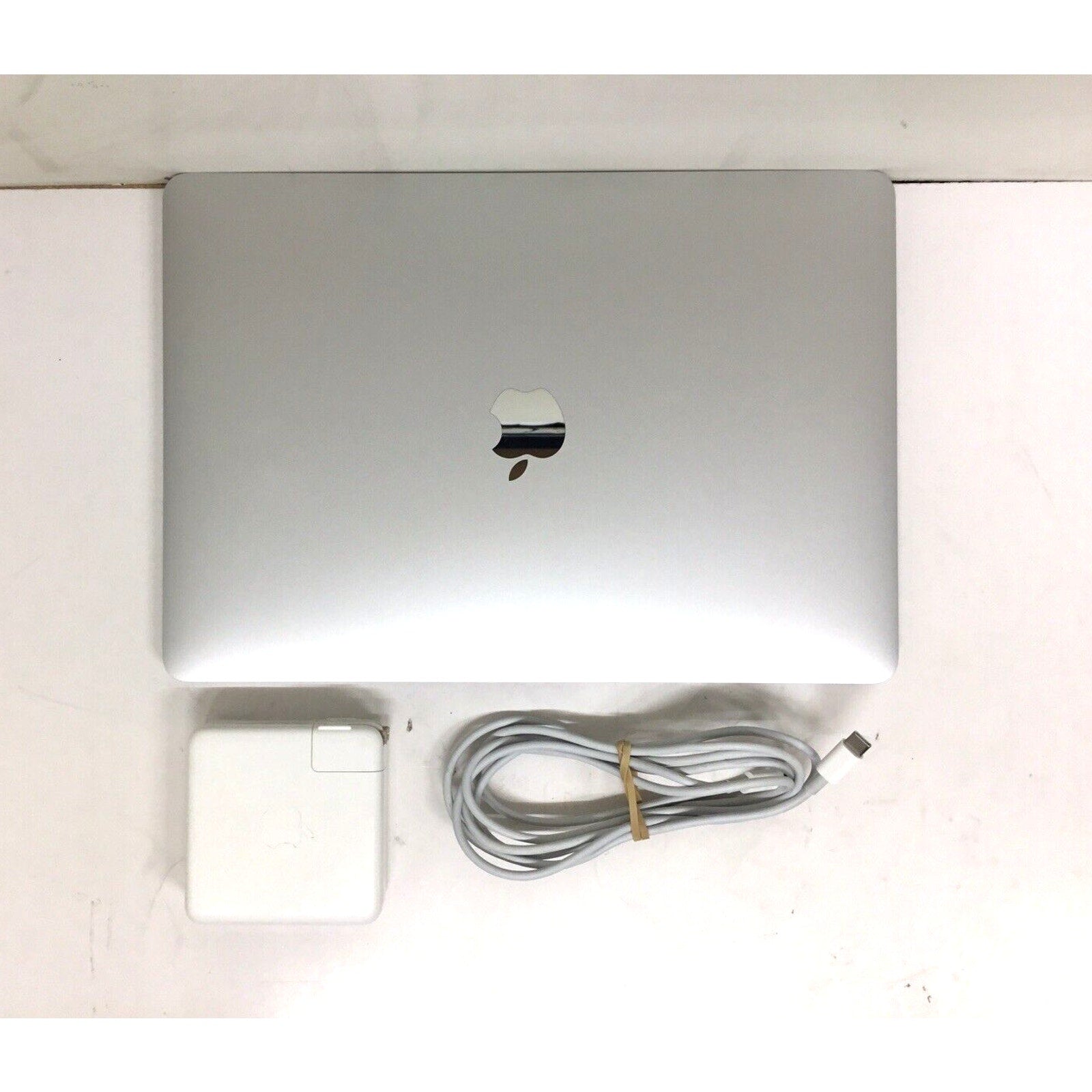 2016 Apple MacBook Pro 13" i5 2.9GHz Dual 8GB RAM 256GB SSD Space Gray A1706