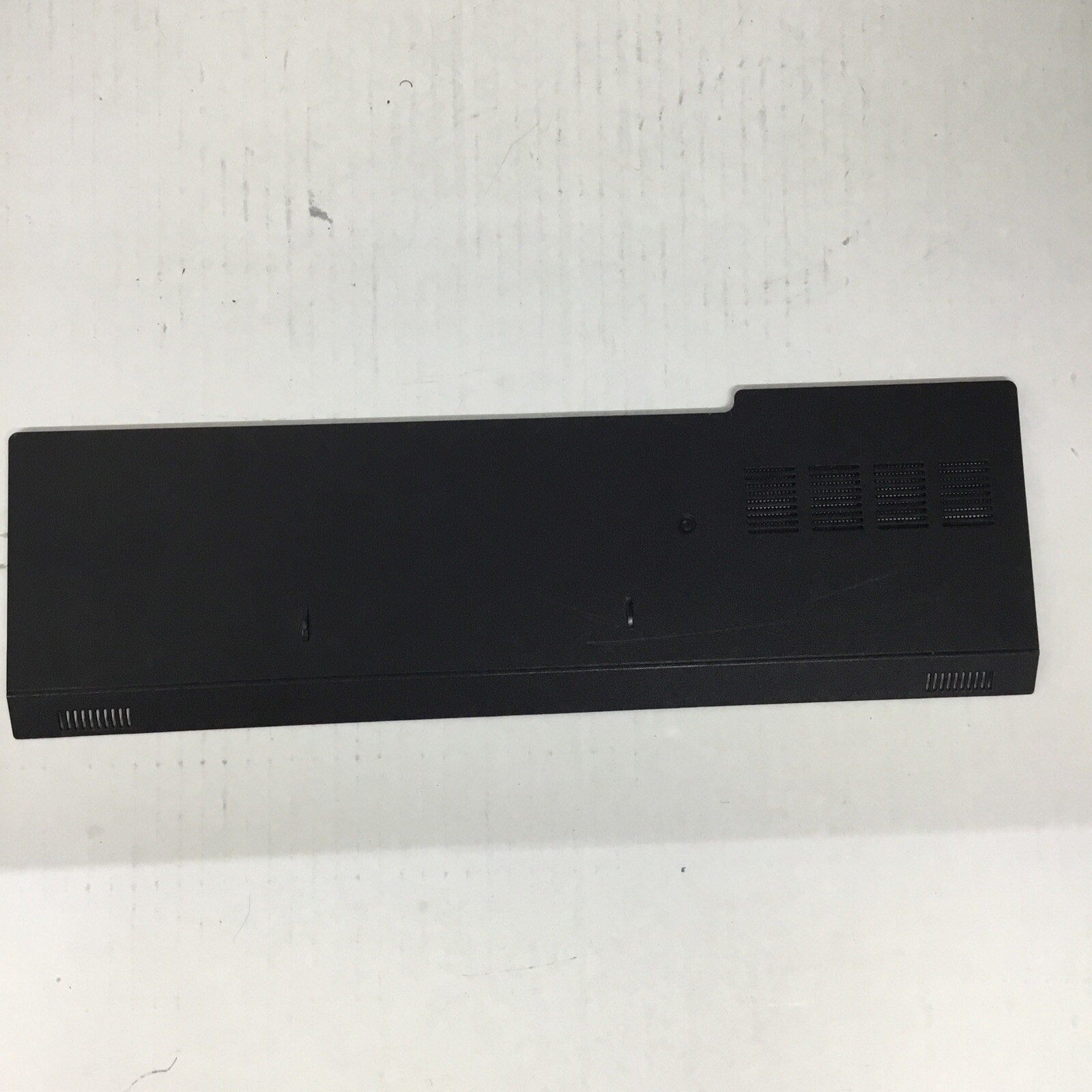 Genuine Dell Inspiron 15 3000 3541 3542 3878 Vostro 15 3546 RAM Cover R2P7H